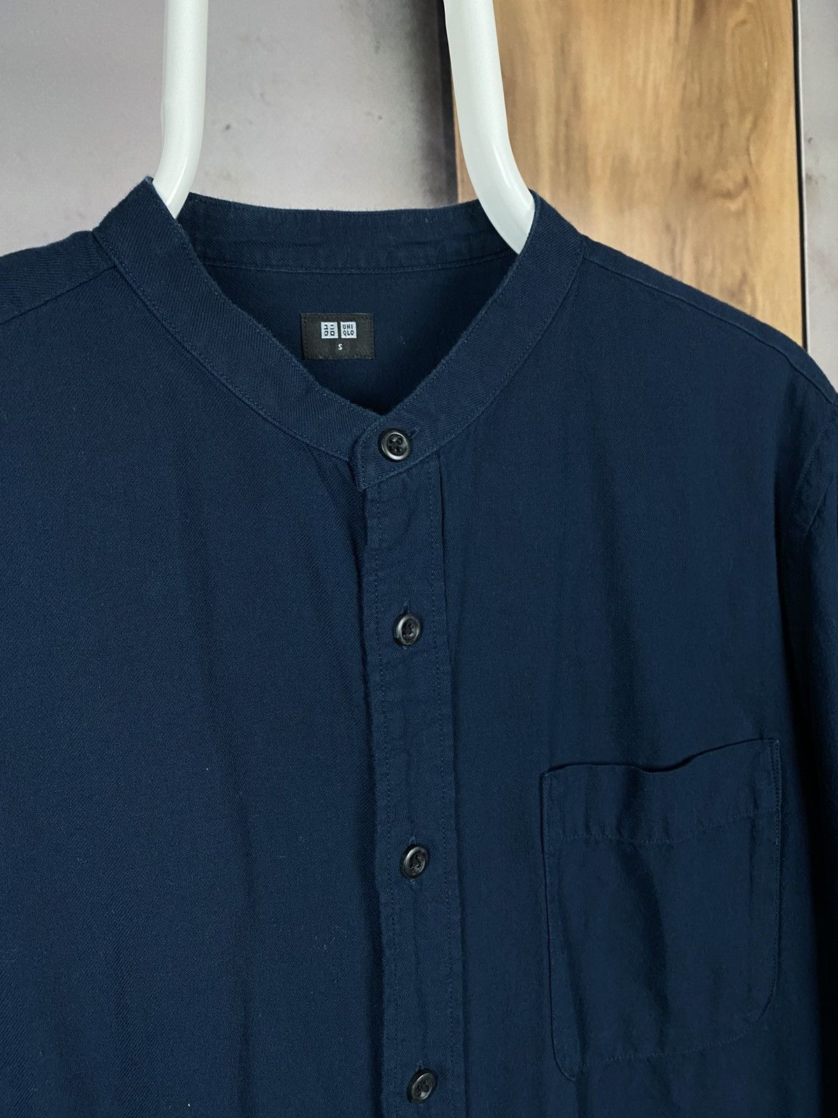 Uniqlo 🕊️Shirt Button Up Collarless Uniqlo Japanese Brand Tee🕊️ Size US S / EU 44-46 / 1 - 2 Thumbnail