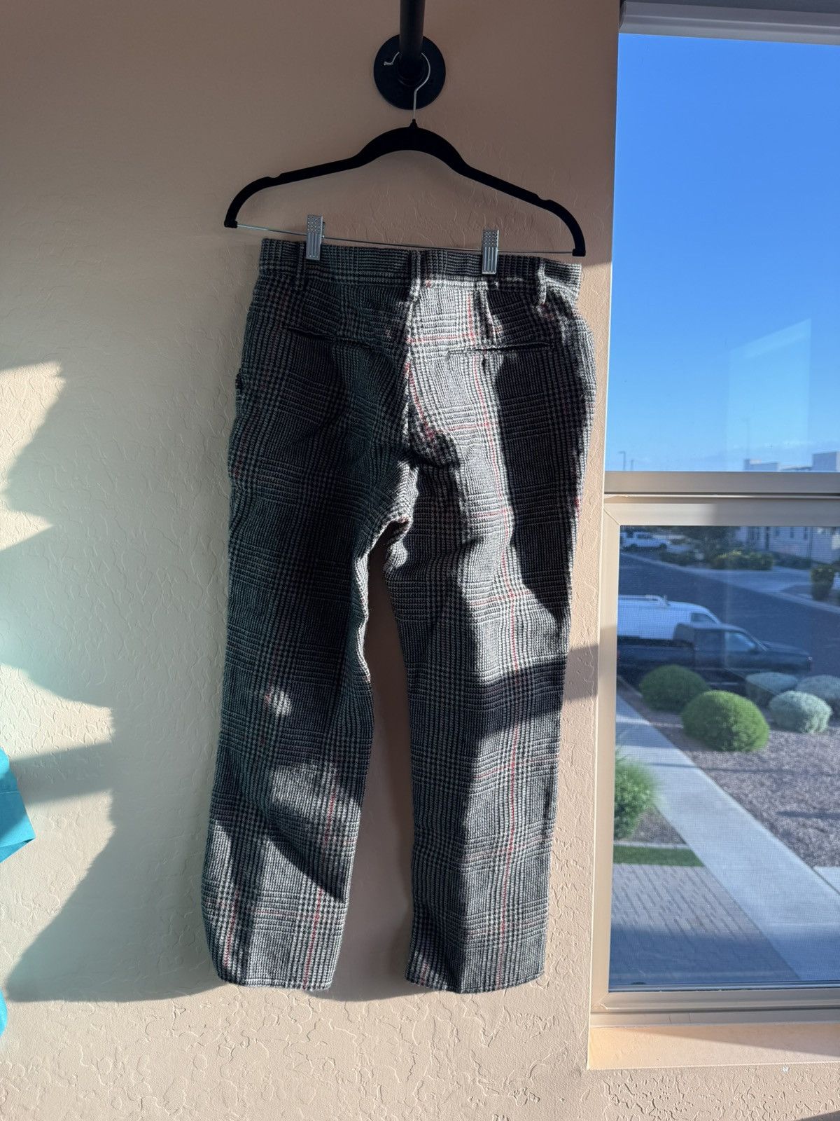 Vintage Classic Plaid Slim-Fit Trousers – Size 29 – Timeless Style Size 29" - 3 Thumbnail
