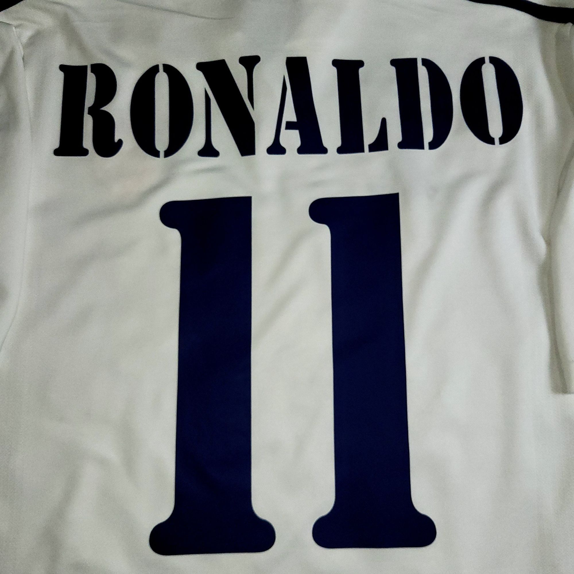 Adidas Ronaldo Real Madrid CENTENARY 2002 2003 Soccer Jersey M Size US M / EU 48-50 / 2 - 3 Thumbnail