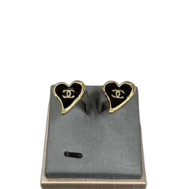 Chanel Chanel Heart Stud Earrings Size ONE SIZE - 1 Thumbnail