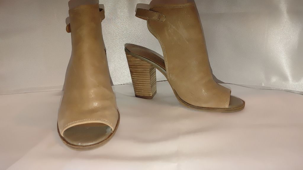 Lucky Brand Lucky Brand Lisza Peep-Toe Shooties Size 6.5 Size US 6.5 / IT 36.5 - 6 Thumbnail