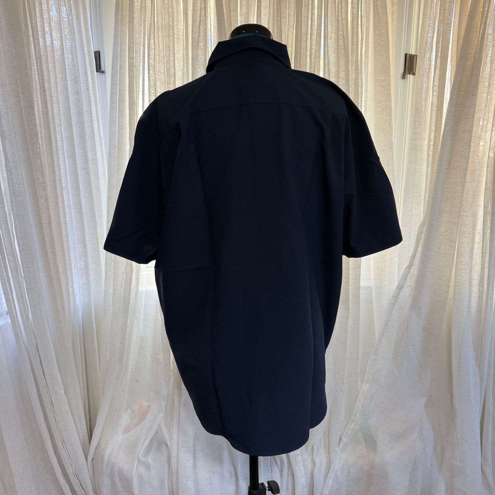 Orvis Orvis Classic Navy Short Sleeve Button-Up | Sz L Size US L / EU 52-54 / 3 - 5 Thumbnail