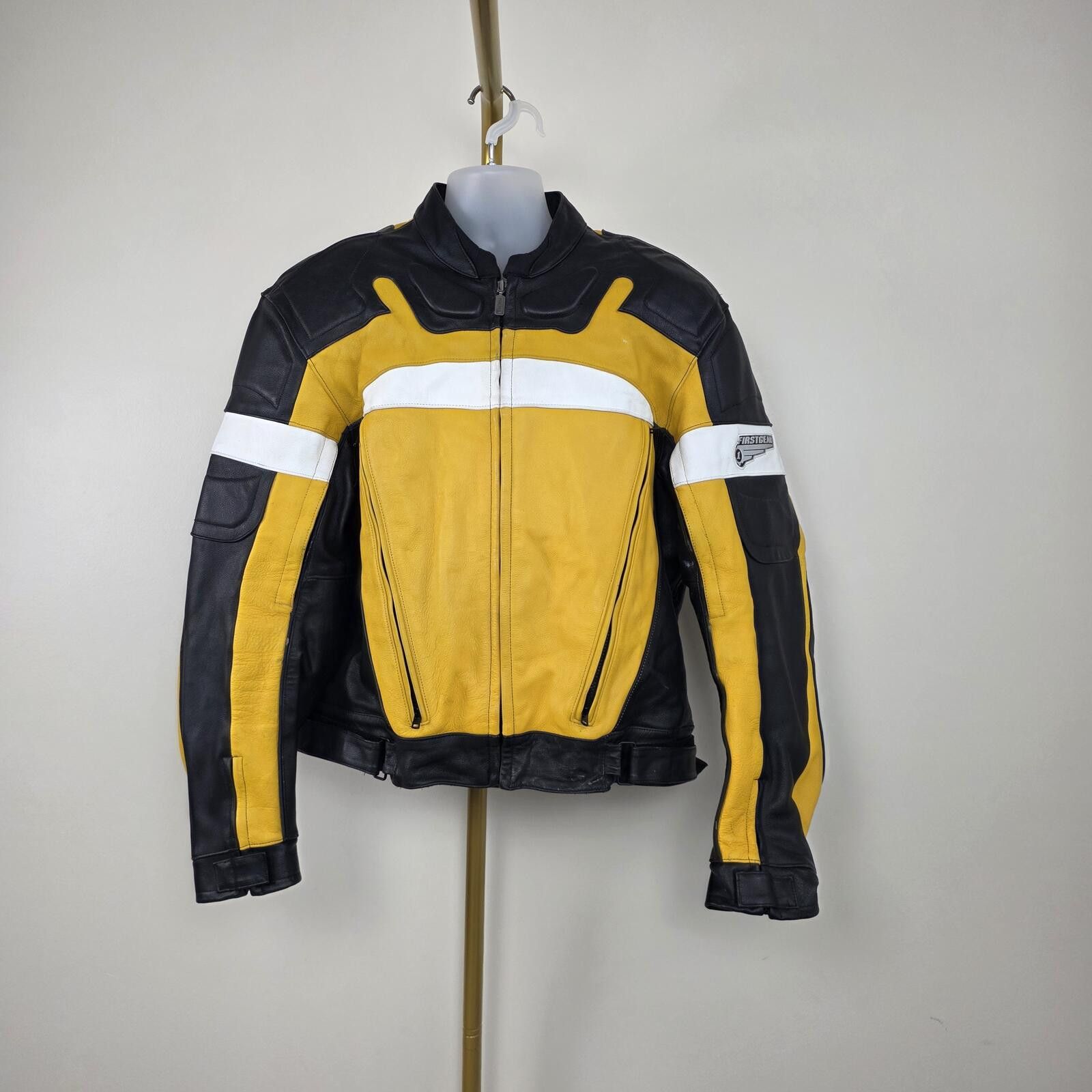 FirstGear Bikercore First Gear Leather High-Performance Jacket sz 50 Size US M / EU 48-50 / 2 - 6 Thumbnail