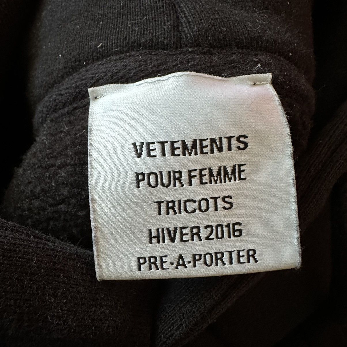 Vetements Vetements RUNWAY OG Metal Logo hoodie AW15 Size US M / EU 48-50 / 2 - 6 Thumbnail