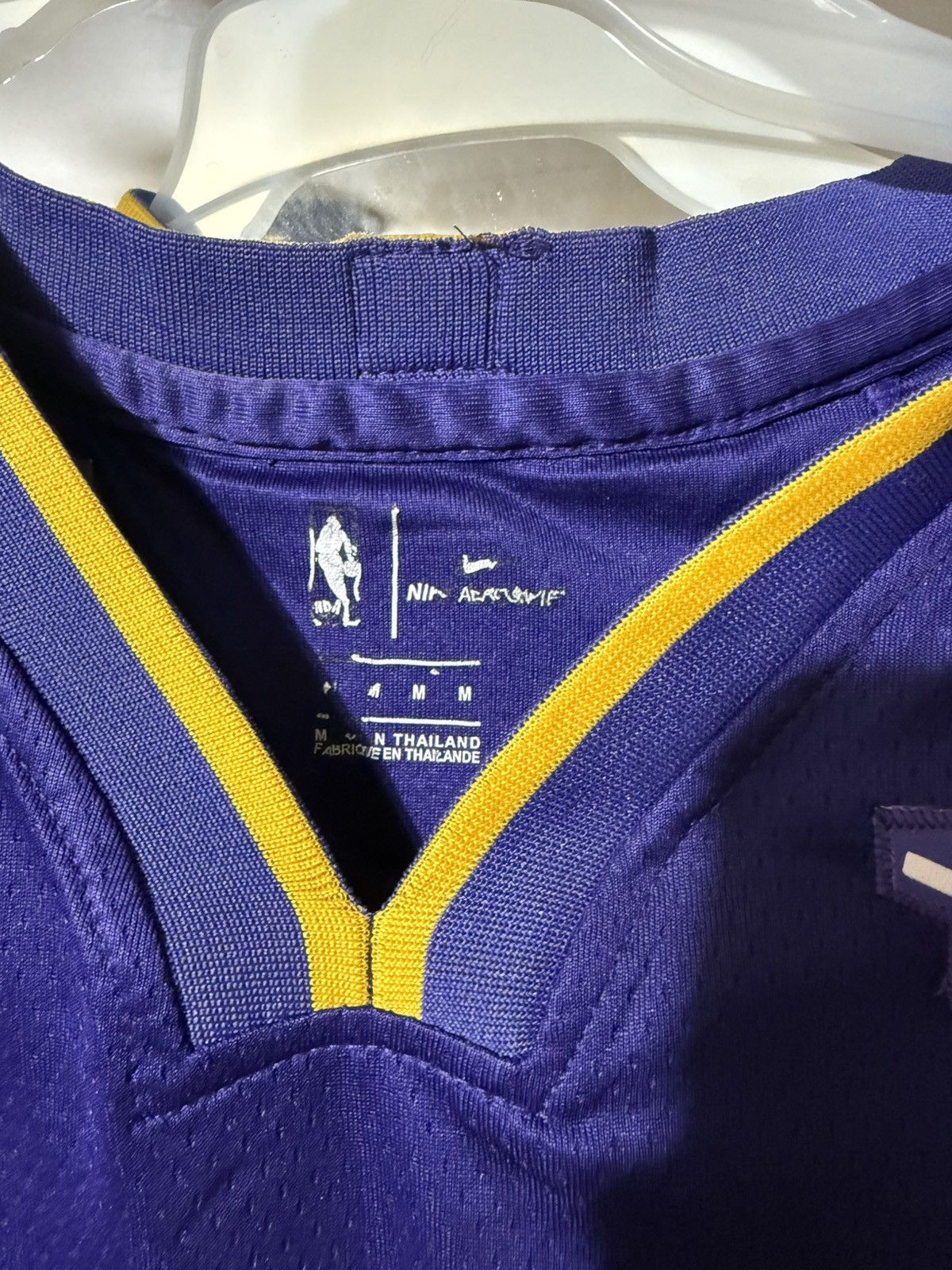 NBA Lebron James Lakers Jersey Size US M / EU 48-50 / 2 - 3 Thumbnail