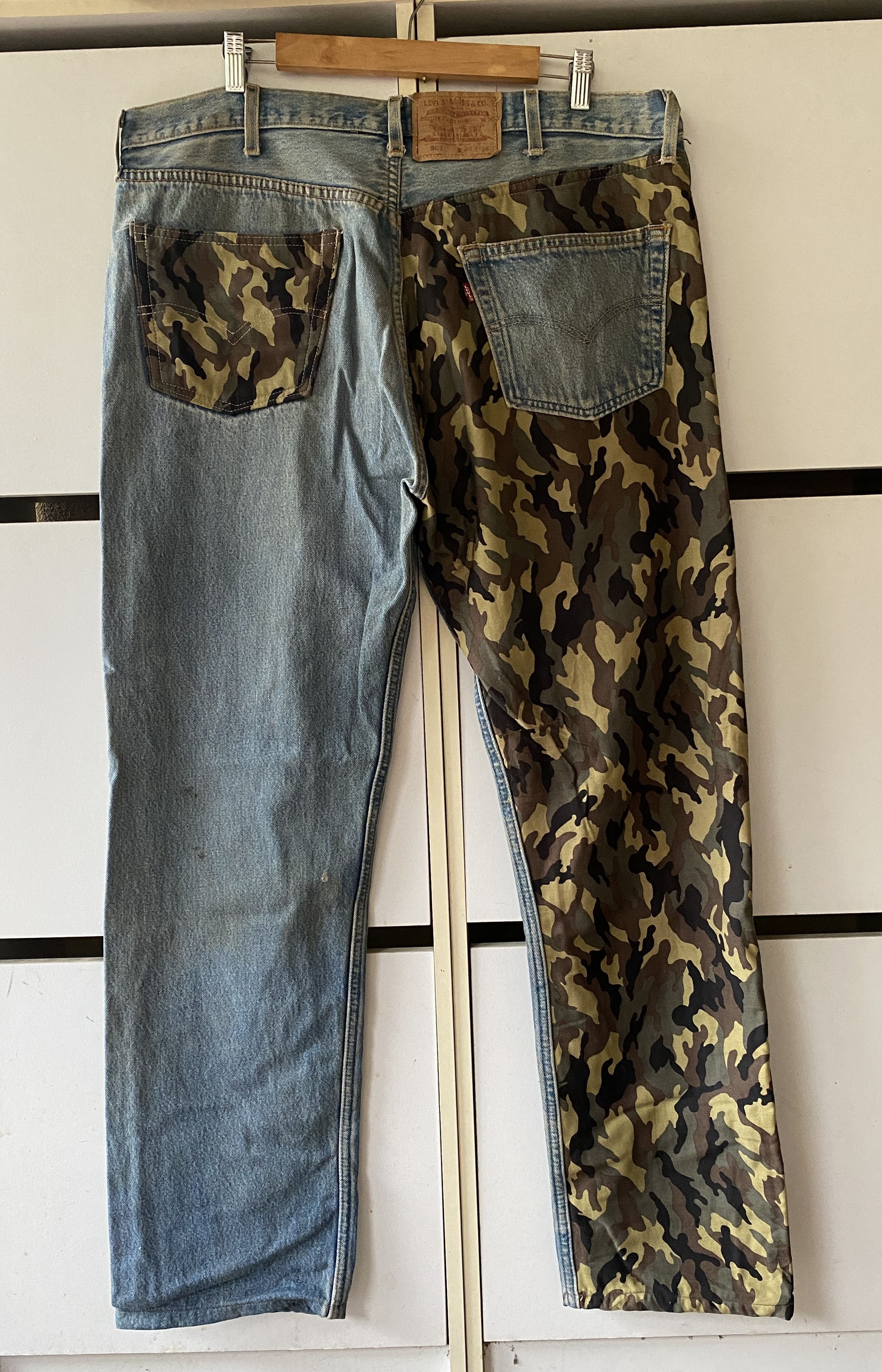 Levi's VINTAGE LEVIS 501 X CAMO JEANS Size US 40 / EU 56 - 2 Thumbnail
