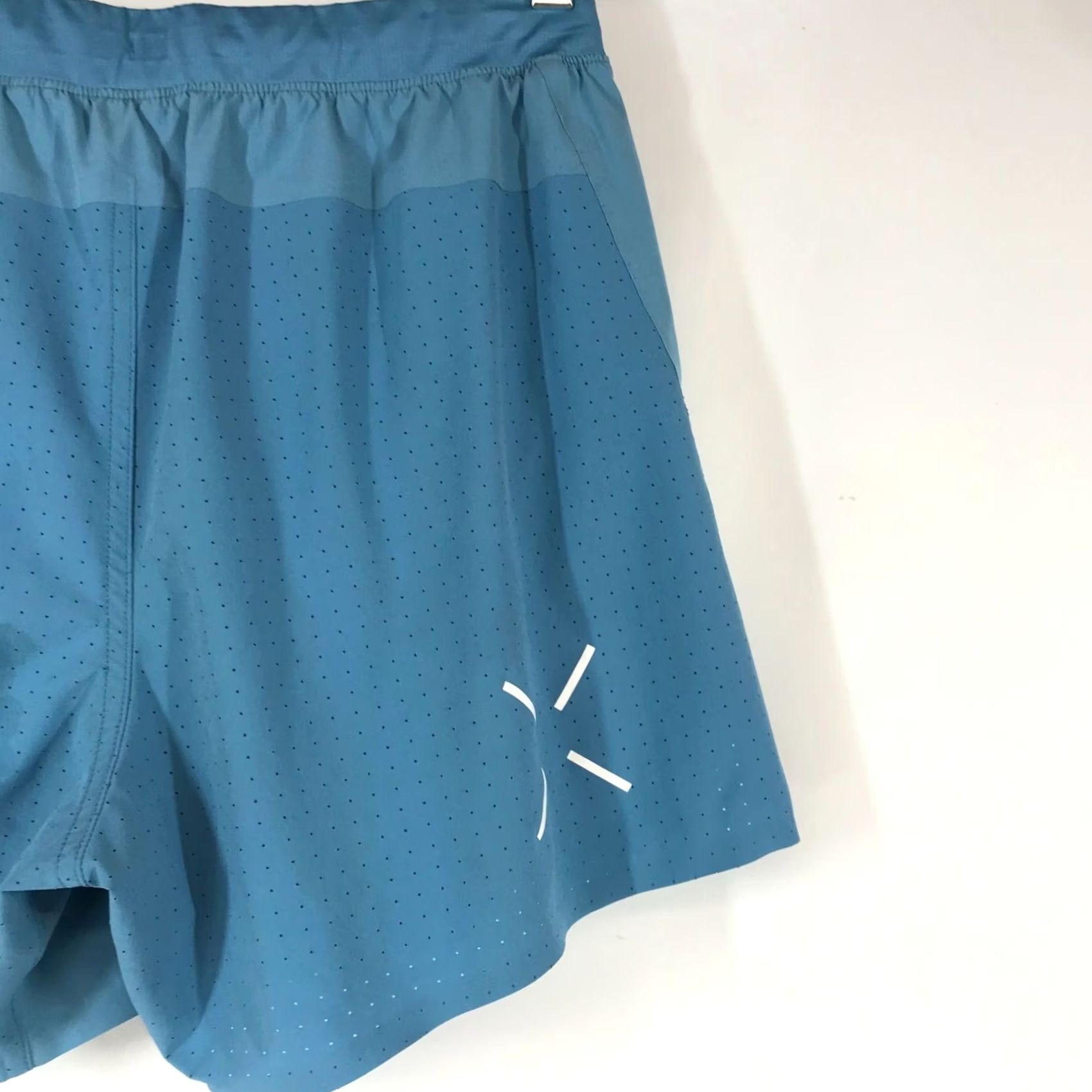 tentree VINTAGE? 10 TREE MEN'S S SMALL BLUE POLYESTER BLEND RUNNING SHORTS Size US 29 - 6 Thumbnail