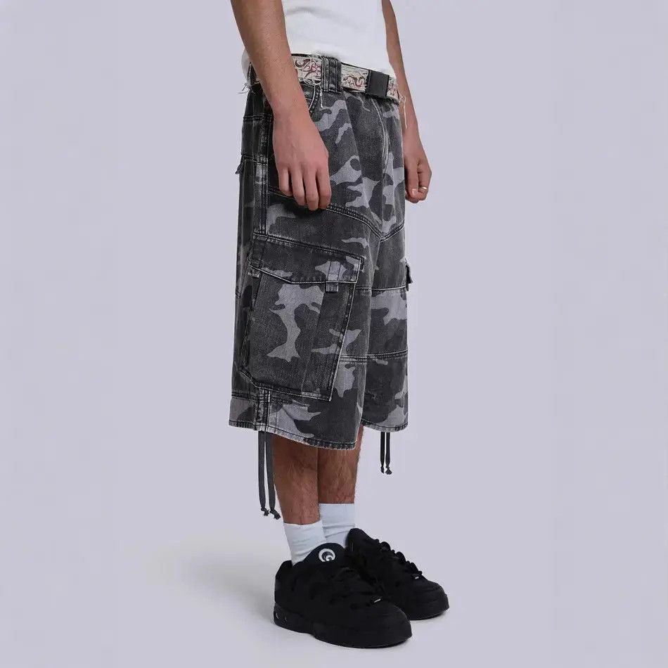 Japanese Brand Retro hip-hop camouflage printed denim shorts Size US 32 / EU 48 - 2 Thumbnail