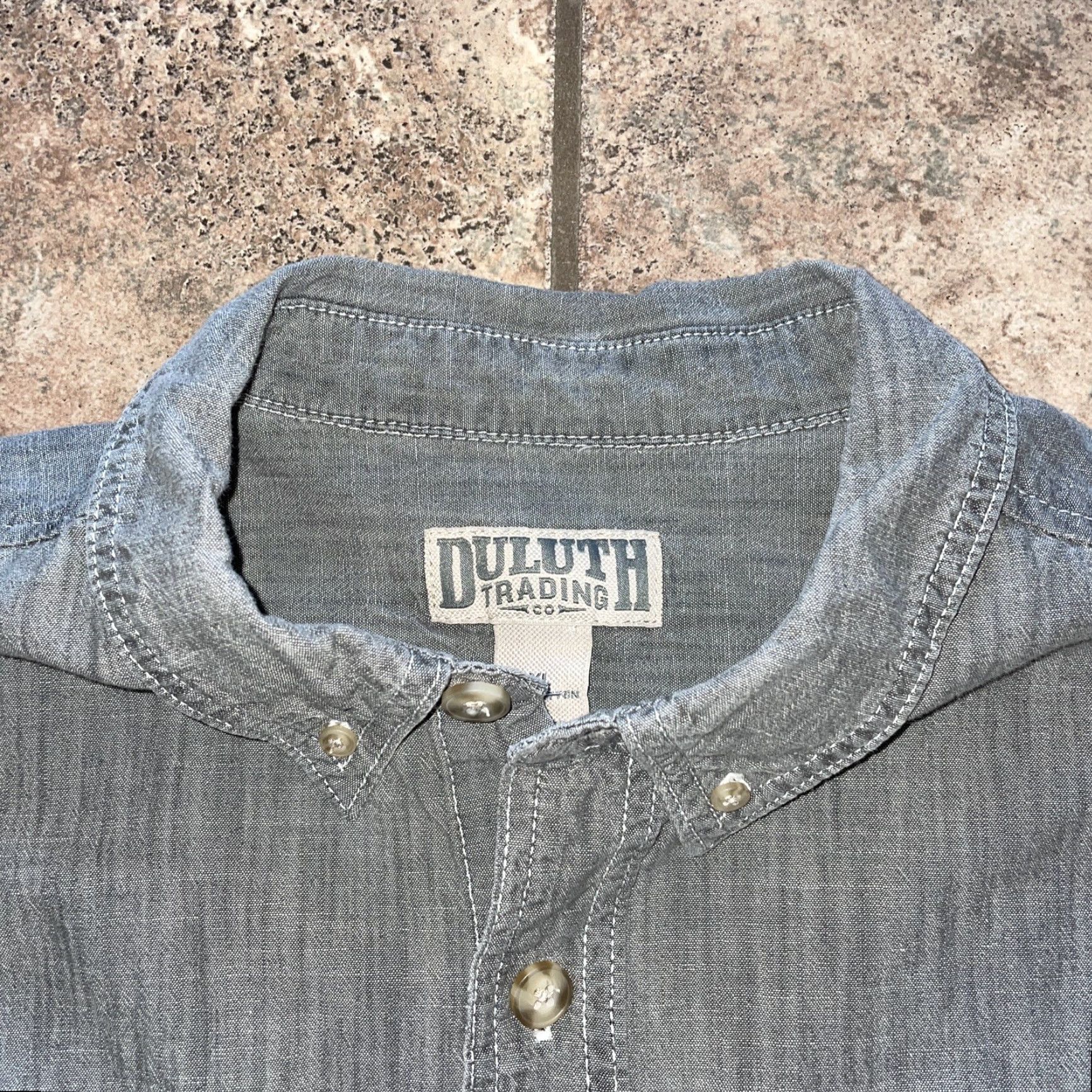 CO Duluth Trading Co gray button shirt XL Mens Button-Up Long Sleeve Gray XL Size US XL / EU 56 / 4 - 2 Thumbnail