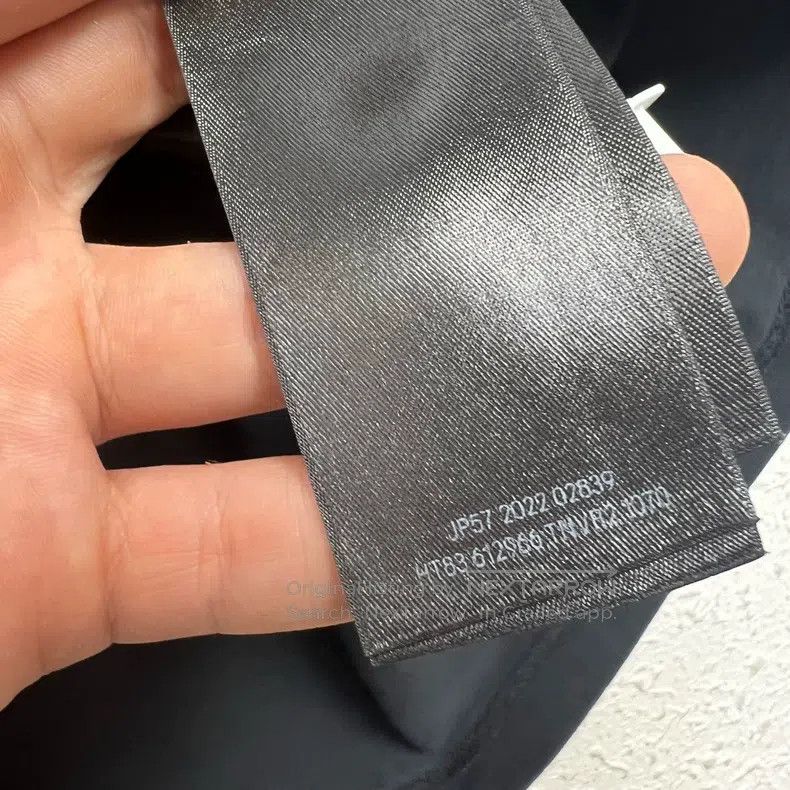 Balenciaga Balenciaga Black Inverted Letter Logo Washed Short Sleeve Size US S / EU 44-46 / 1 - 6 Thumbnail