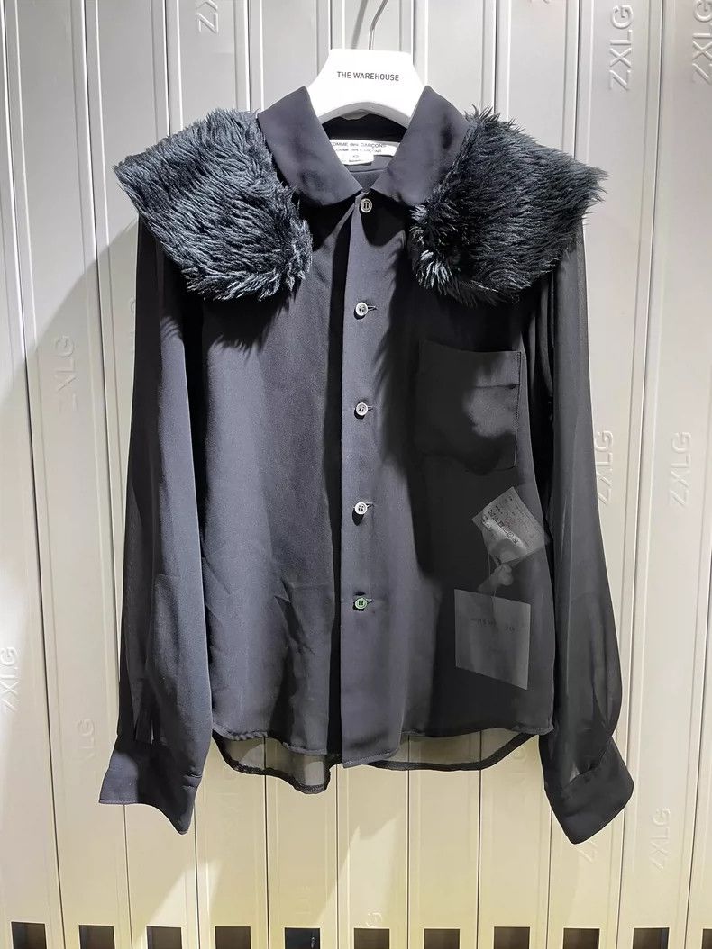 Other Comme Des Garcons Main Line Fur Collar Style Shirt Size XS / US 0-2 / IT 36-38 - 1 Thumbnail