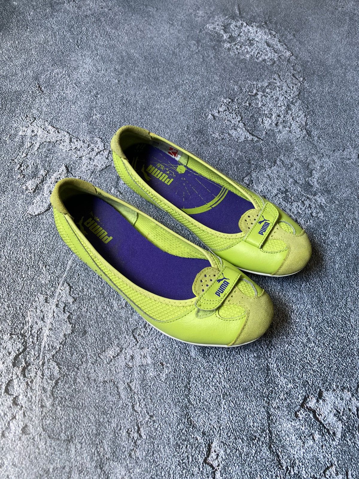 20471120 x Archival Clothing Puma Colour Vntg Suede Leather Ballet Shoes Flats in Green, Women's (Size 6)