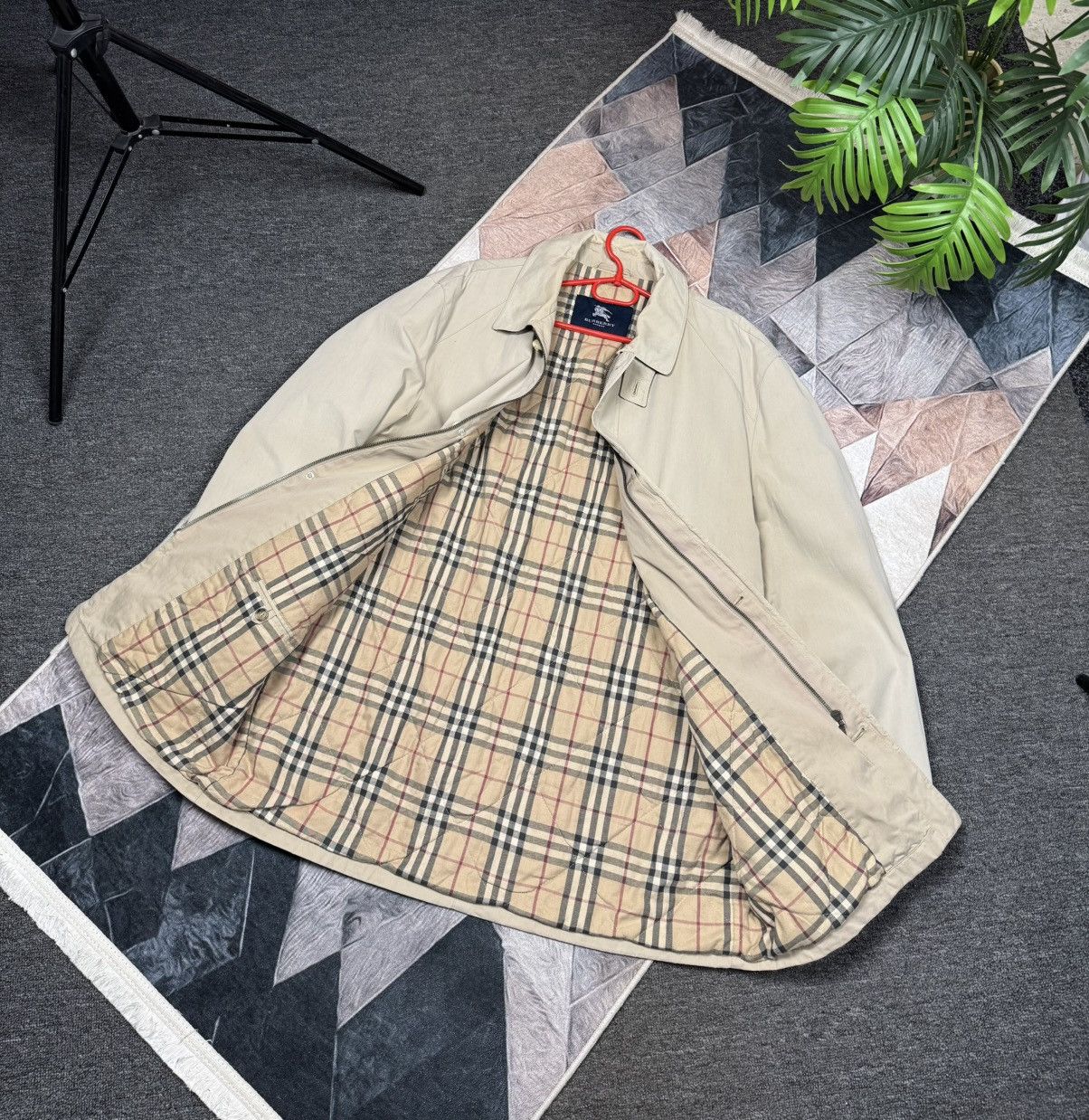 Burberry Burberry London Insulated Coat Trench Coat With A Cage Size US XL / EU 56 / 4 - 2 Thumbnail