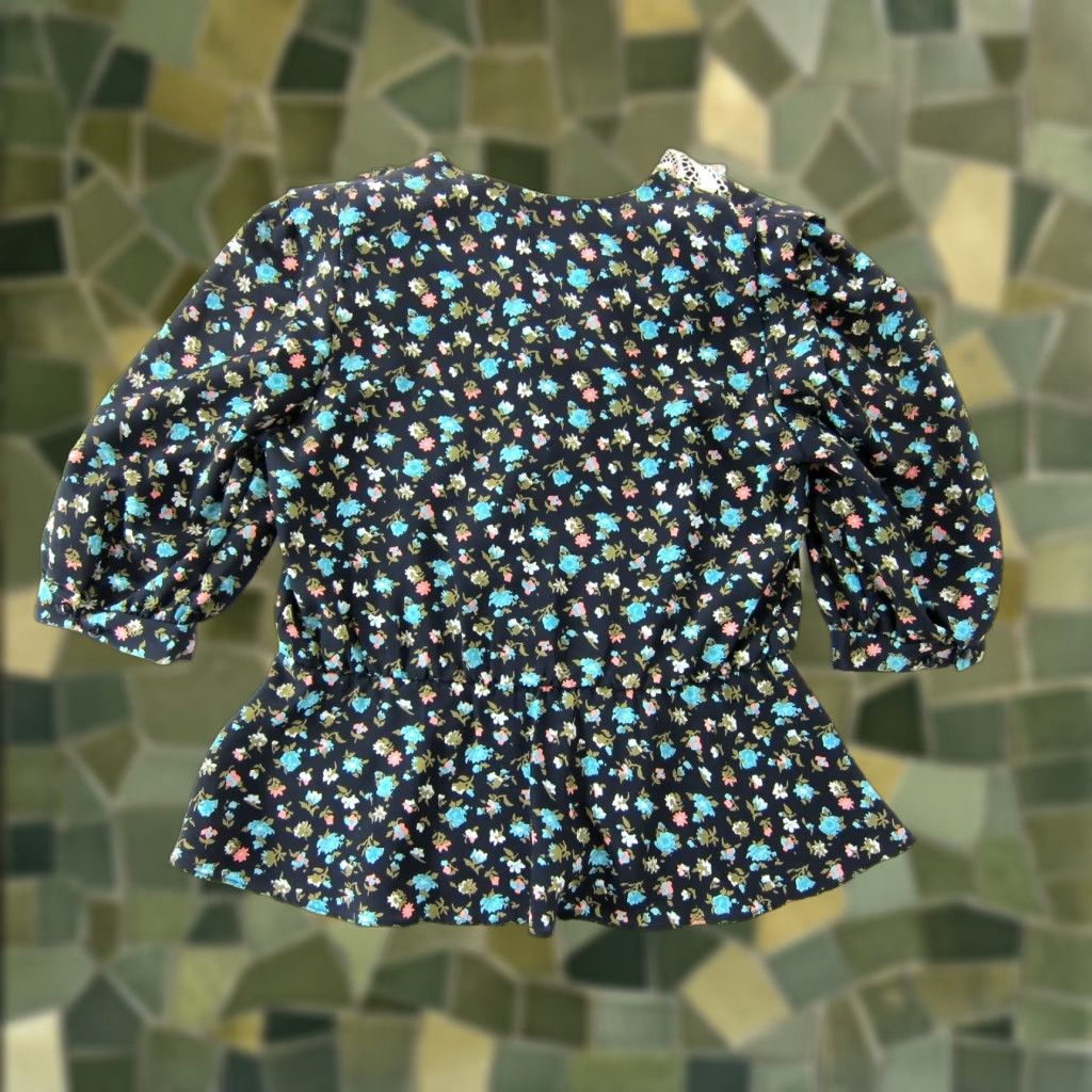 Pinko VINTAGE Perceptions Blouse (Medium) Black Floral Lace Collared Peasant 3/4 Sleeve Polyester Women’s Shirt Size M / US 6-8 / IT 42-44 - 1 Thumbnail