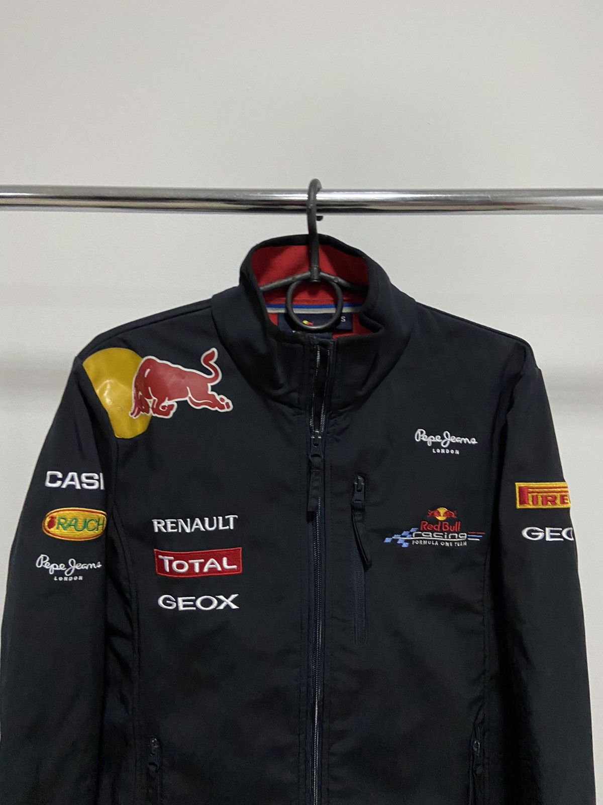 Red Bull Red Bull formula one team Vintage Jacket Racing Big Logo Size US S / EU 44-46 / 1 - 3 Thumbnail