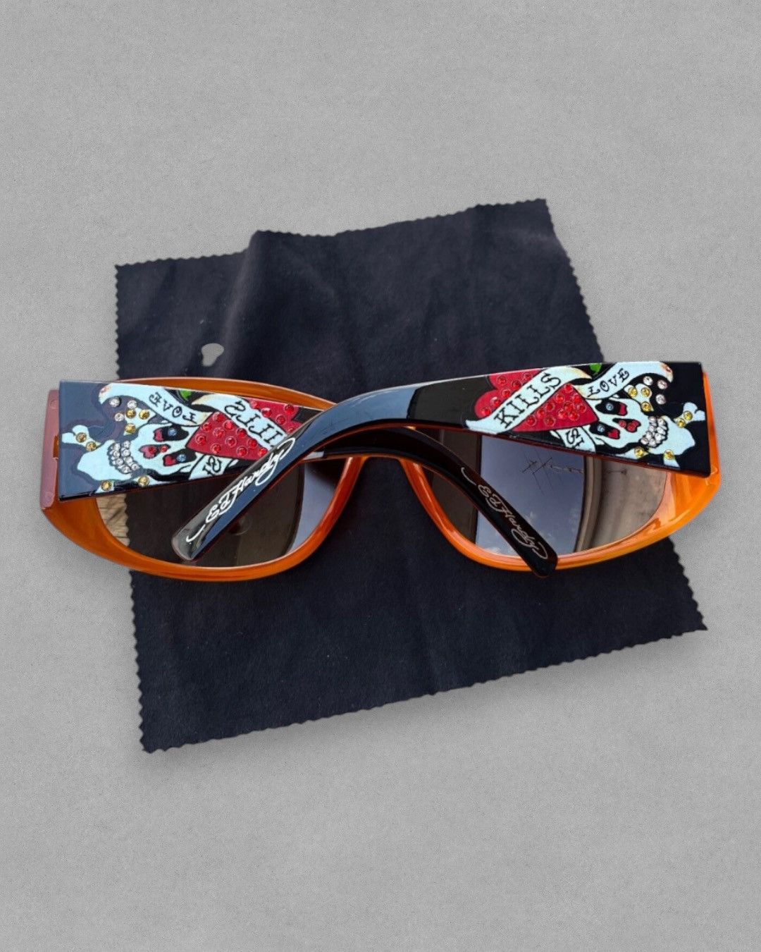 Ed Hardy Rare Y2K ED HARDY “LOVE KILLS” Beaded Skull Glasses Size ONE SIZE - 4 Thumbnail
