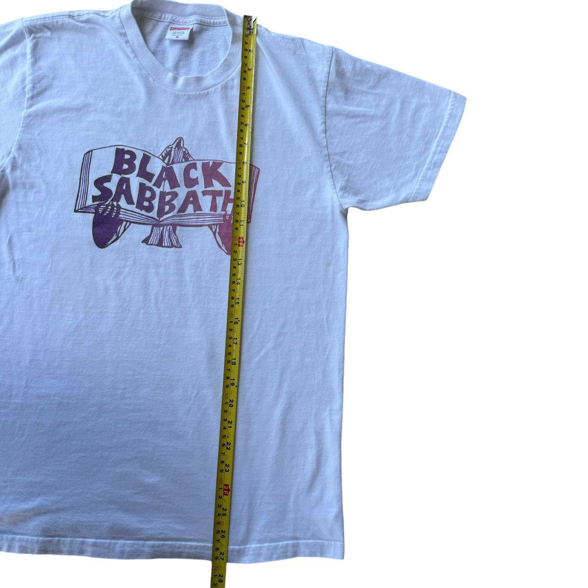 Black Sabbath × Supreme 2016 Supreme Black Sabbath Band Graphic Tome Hype Tee Shirt Size US M / EU 48-50 / 2 - 9 Thumbnail