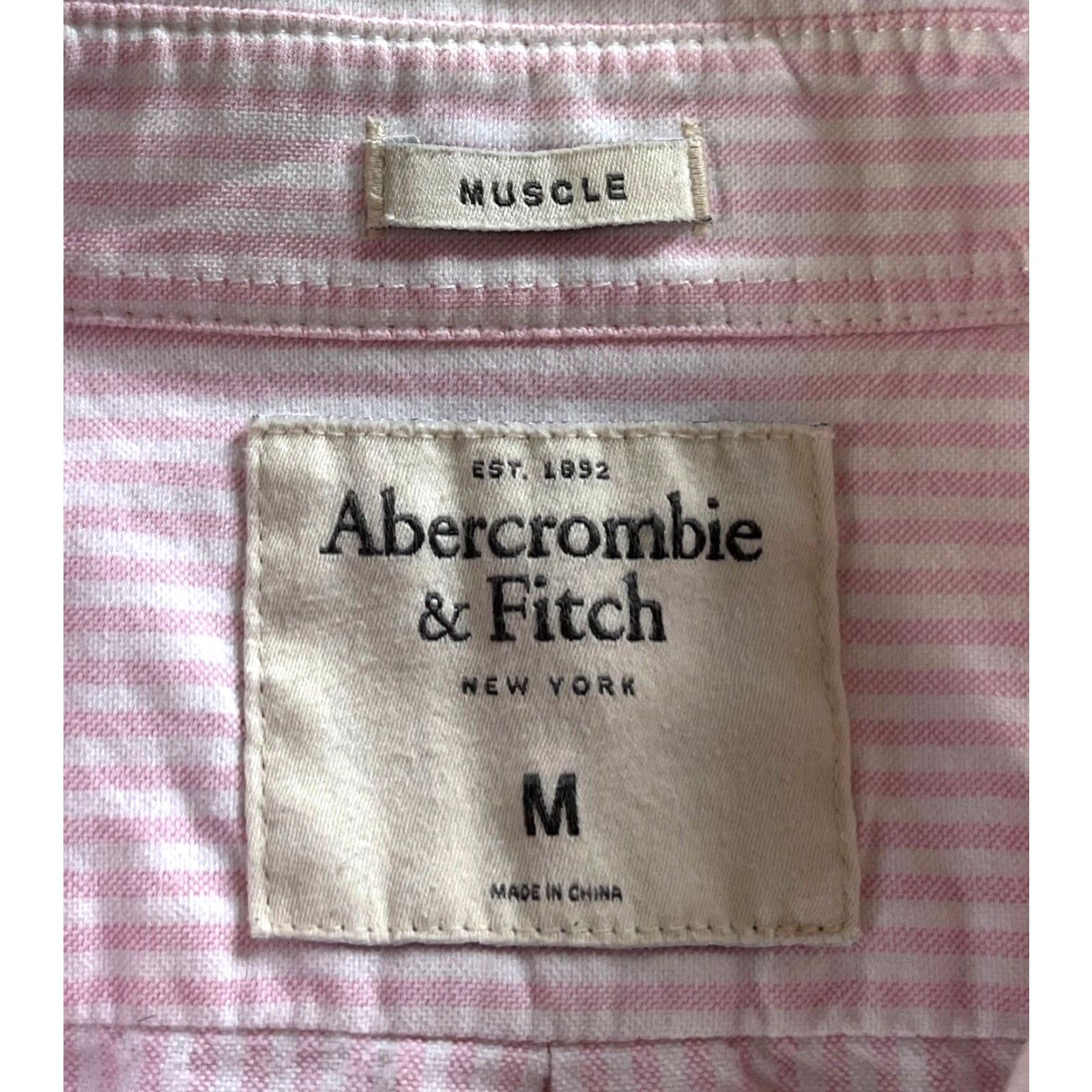Abercrombie & Fitch VINTAGE Abercrombie & Fitch Men’s Button-Down Oxford Shirt Striped Pink Sz M Muscle Fit Size US M / EU 48-50 / 2 - 6 Thumbnail