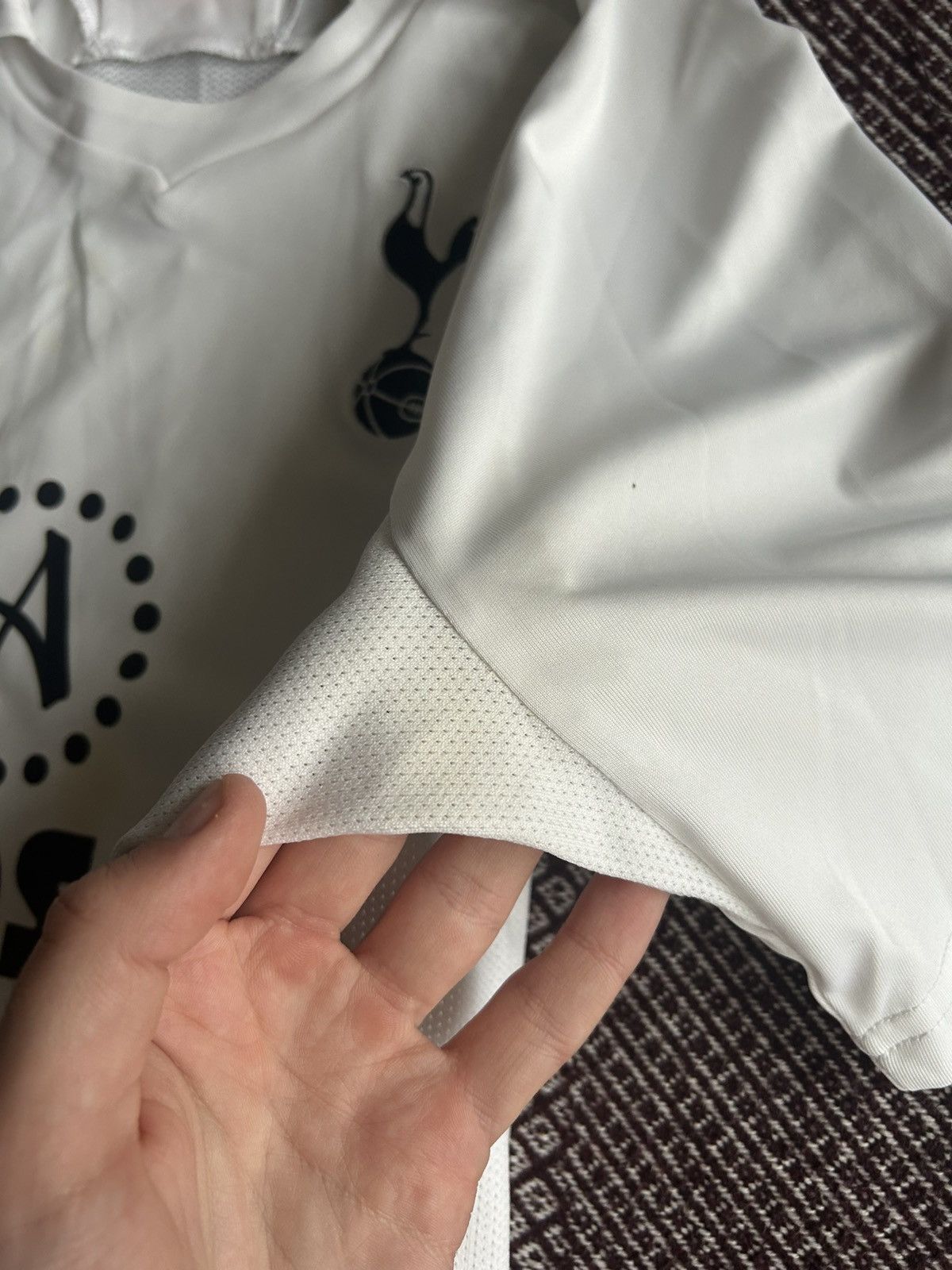 Puma × Vintage Puma Tottenham Hotspurs 2011-12 Home Football Soccer Jersey Size US S / EU 44-46 / 1 - 7 Thumbnail