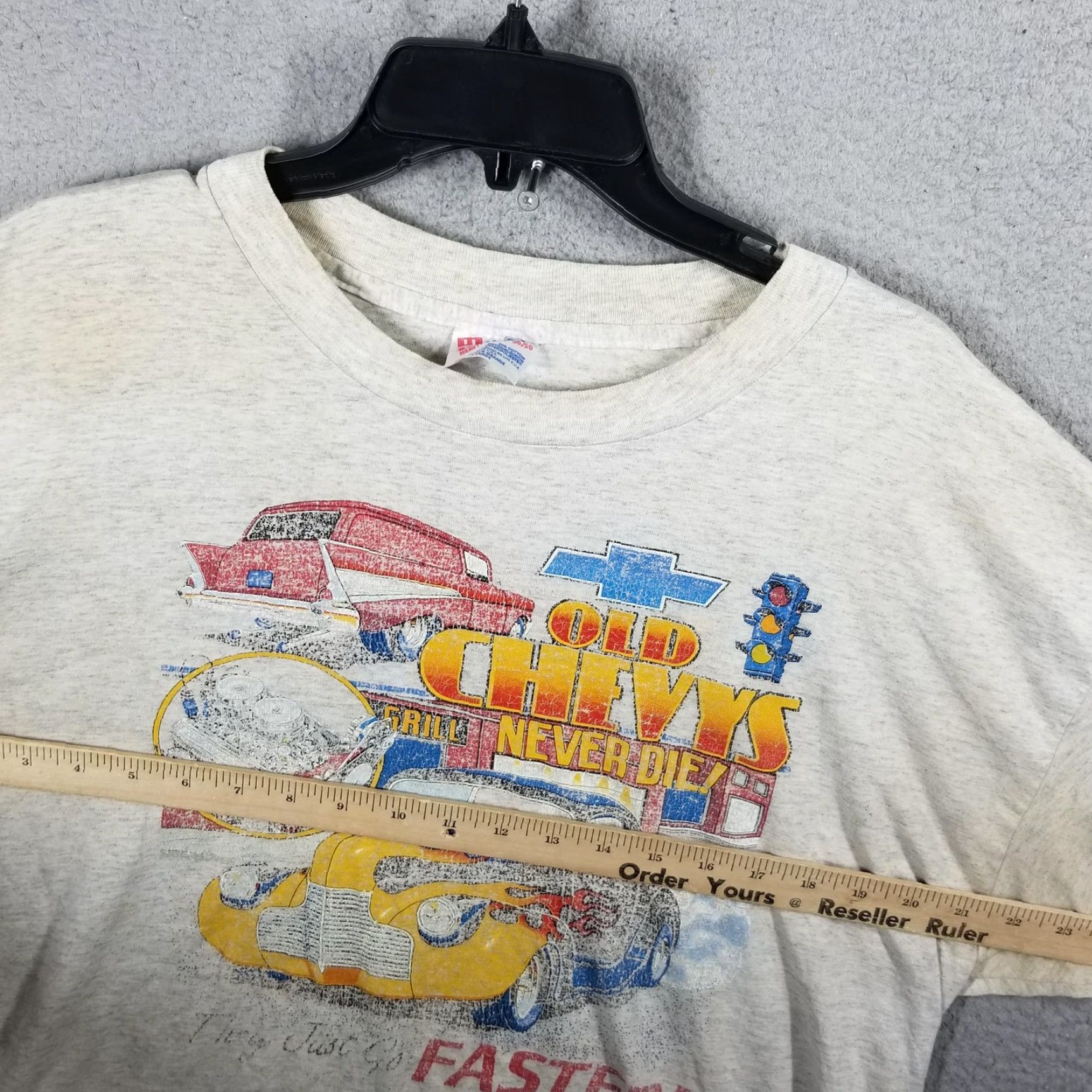 Hanes Vintage Chevy Shirt Mens Extra Large Gray Old Chevys Never Die 50/50 USA 90s Size US XL / EU 56 / 4 - 6 Thumbnail