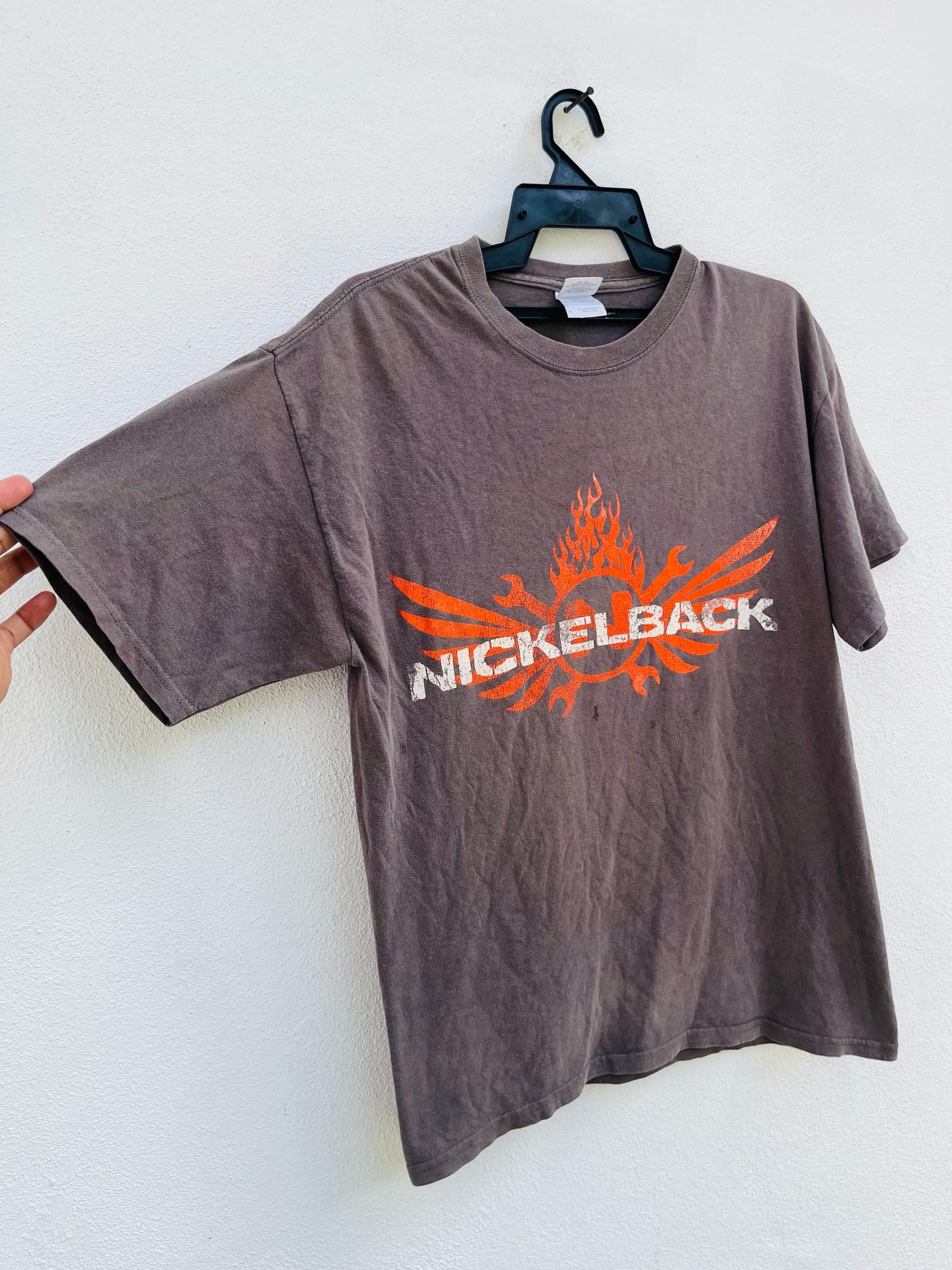 Band Tees Vintage Nickleback Here And Now Tour 2012 Shirt Size US L / EU 52-54 / 3 - 4 Thumbnail