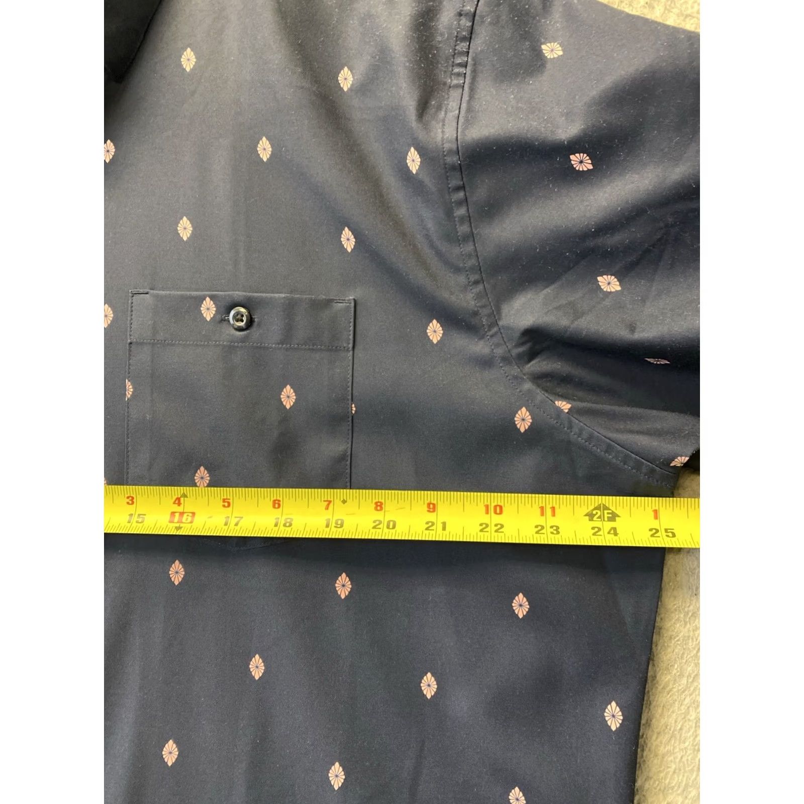 TravisMathew Travis Mathew Shirt Mens XL Navy Short Sleeve Button Front Casual Golf /0721 Size US XL / EU 56 / 4 - 4 Thumbnail