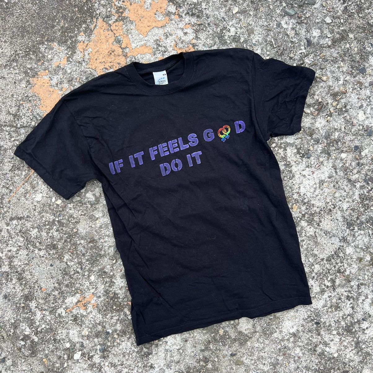 Vintage Vintage 90s lgbt pride t shirt graphic tee Size US S / EU 44-46 / 1 - 2 Thumbnail