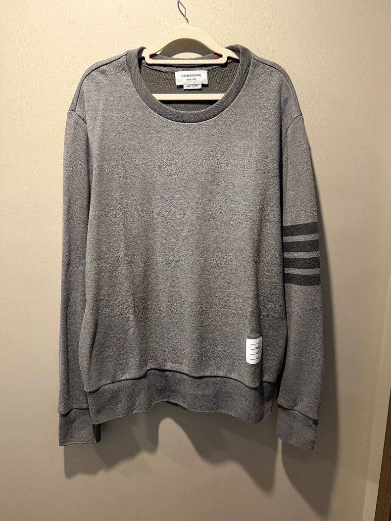 Thom Browne THOM BROWNE Grey crew neck sweatshirt Size US L / EU 52-54 / 3 - 1 Thumbnail