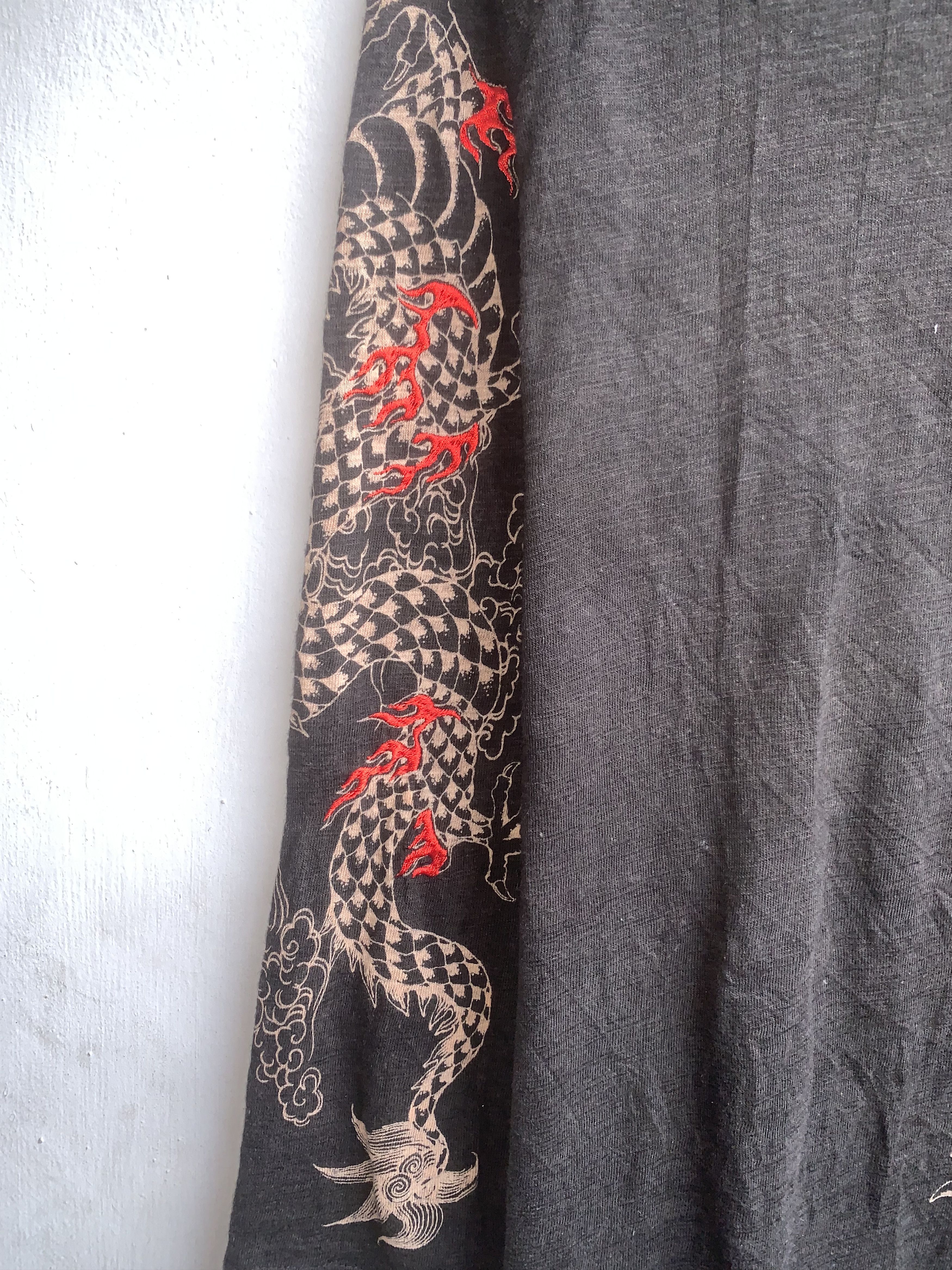 Japanese Brand Dragon Fullprint T-Shirt Size US L / EU 52-54 / 3 - 4 Thumbnail