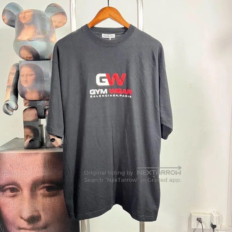Balenciaga Printed Logo Short Sleeve Tee.