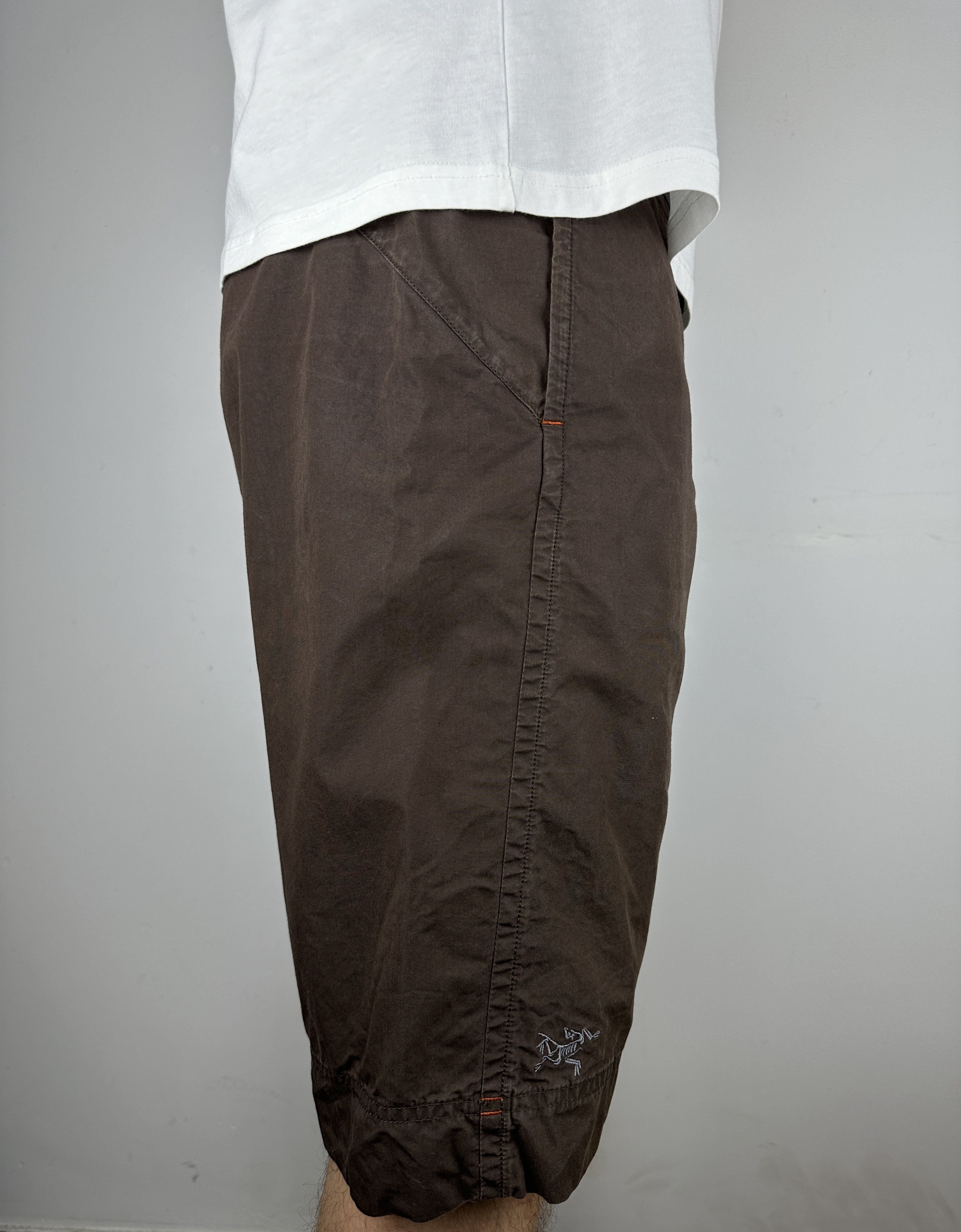 Arc'teryx Arcteryx Logo Brown Shorts With Belt Size US 36 / EU 52 - 12 Thumbnail