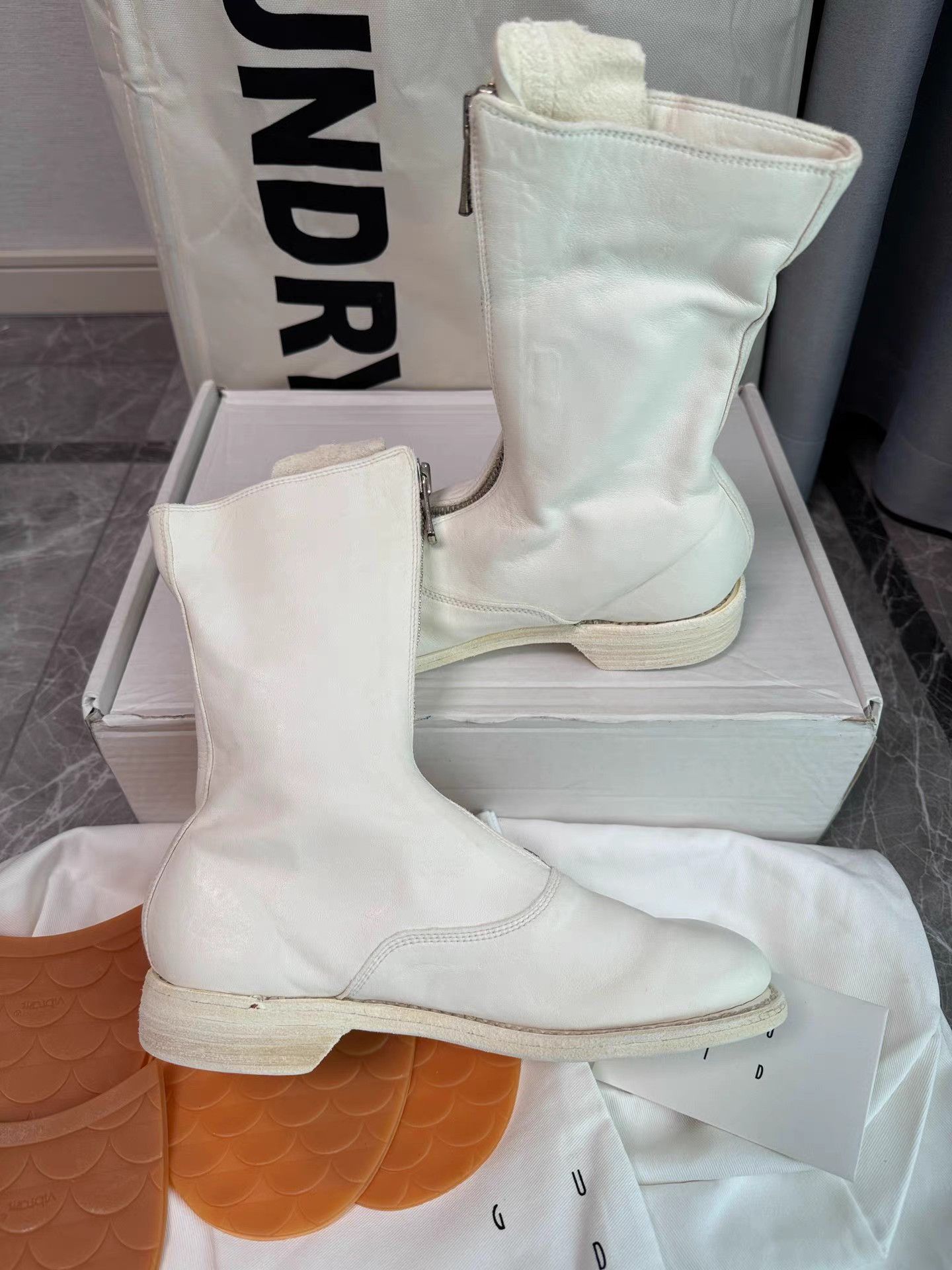 Guidi Guidi 310 Pure White Front-Zip Ankle Boots K6 Size US 6 / IT 36 - 6 Thumbnail