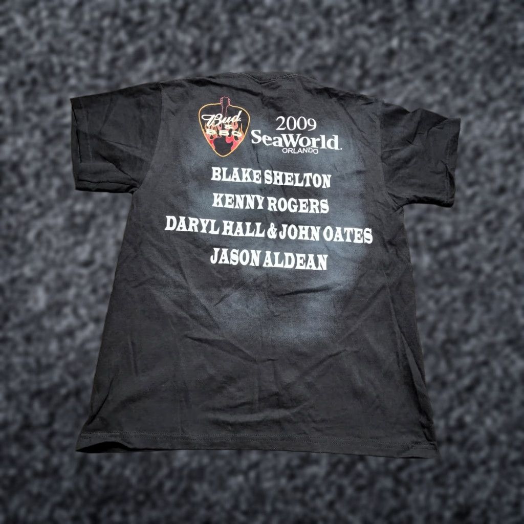 Delta SeaWorld Country Concert Shirt Mens M Black Blake Shelton Aldean 2009 Bud and BBQ Size US M / EU 48-50 / 2 - 1 Thumbnail