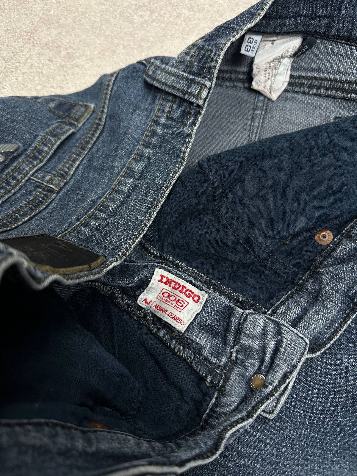 Armani Vintage Armani Metal Logo Baggy Relaxed Jeans Pants 33 Size US 33 - 12 Thumbnail