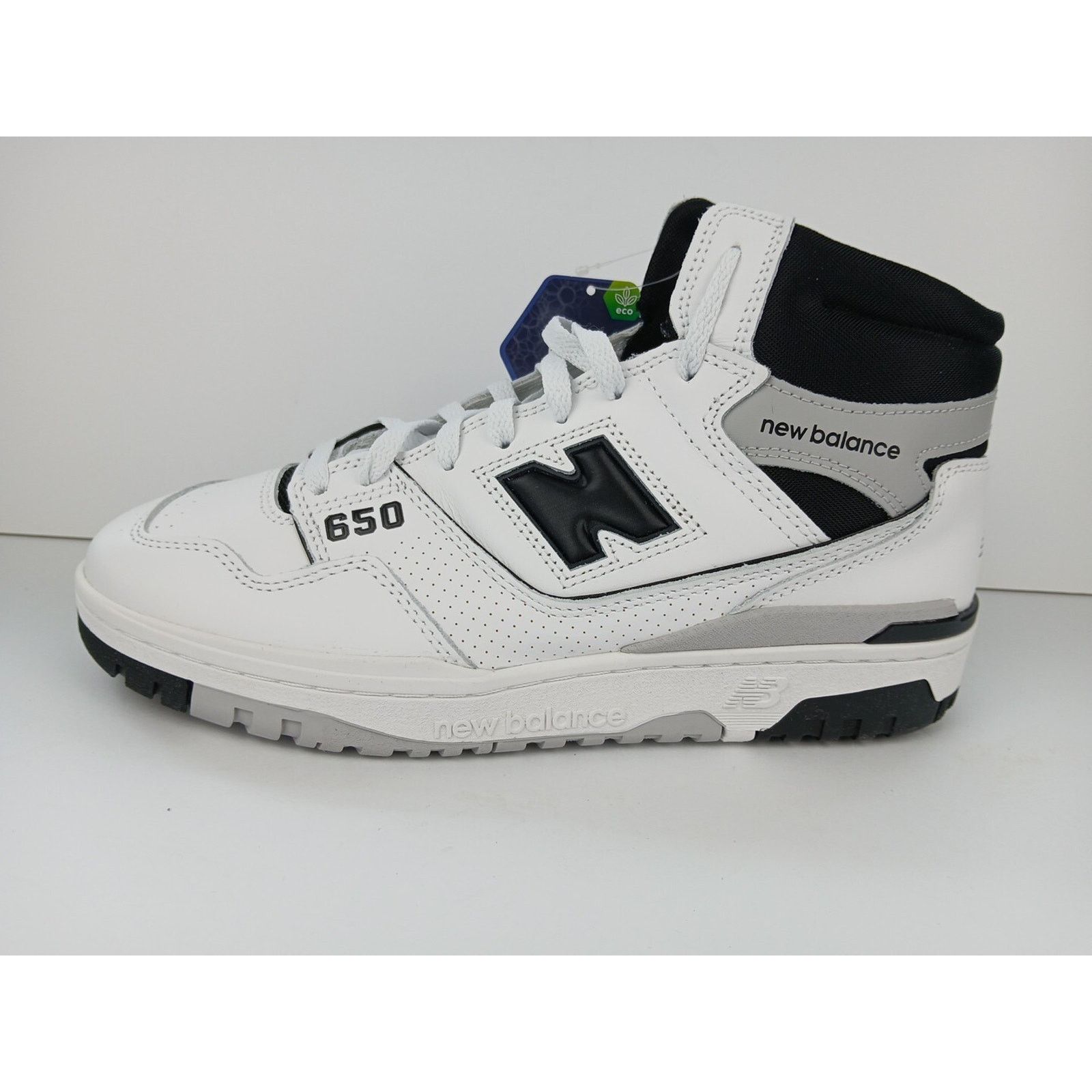 New Balance New Balance 650R Lifestyle White / BLK Shoes Men's Sz 11 Size US 11 / EU 44 - 17 Thumbnail