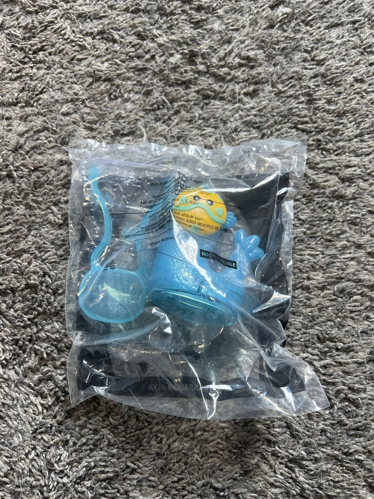 Disney 2024 McDonald’s Disney Pixar Elio Ambassador Alya Size ONE SIZE - 2 Thumbnail