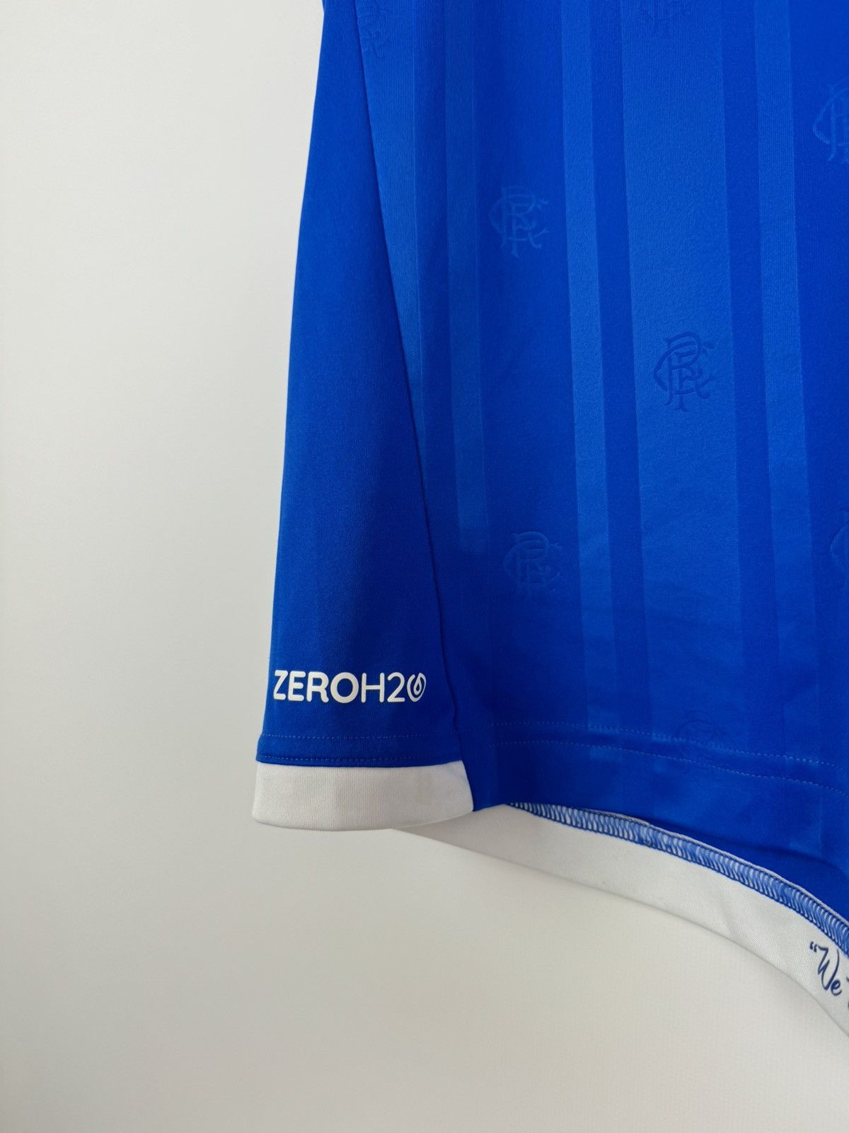 Hummel Hummel Glasgow Rangers 32Red Jersey Size US M / EU 48-50 / 2 - 6 Thumbnail