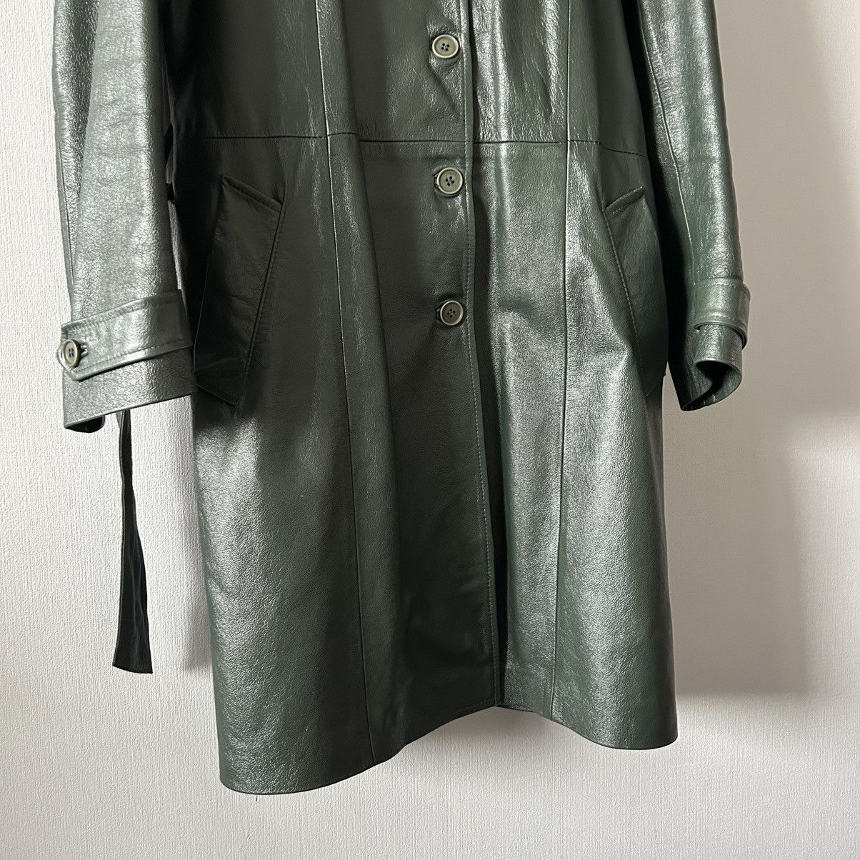 Alexander McQueen Alexander McQueen AW1997 Jungle Runway Leather Coat Maxim Size US M / EU 48-50 / 2 - 10 Thumbnail
