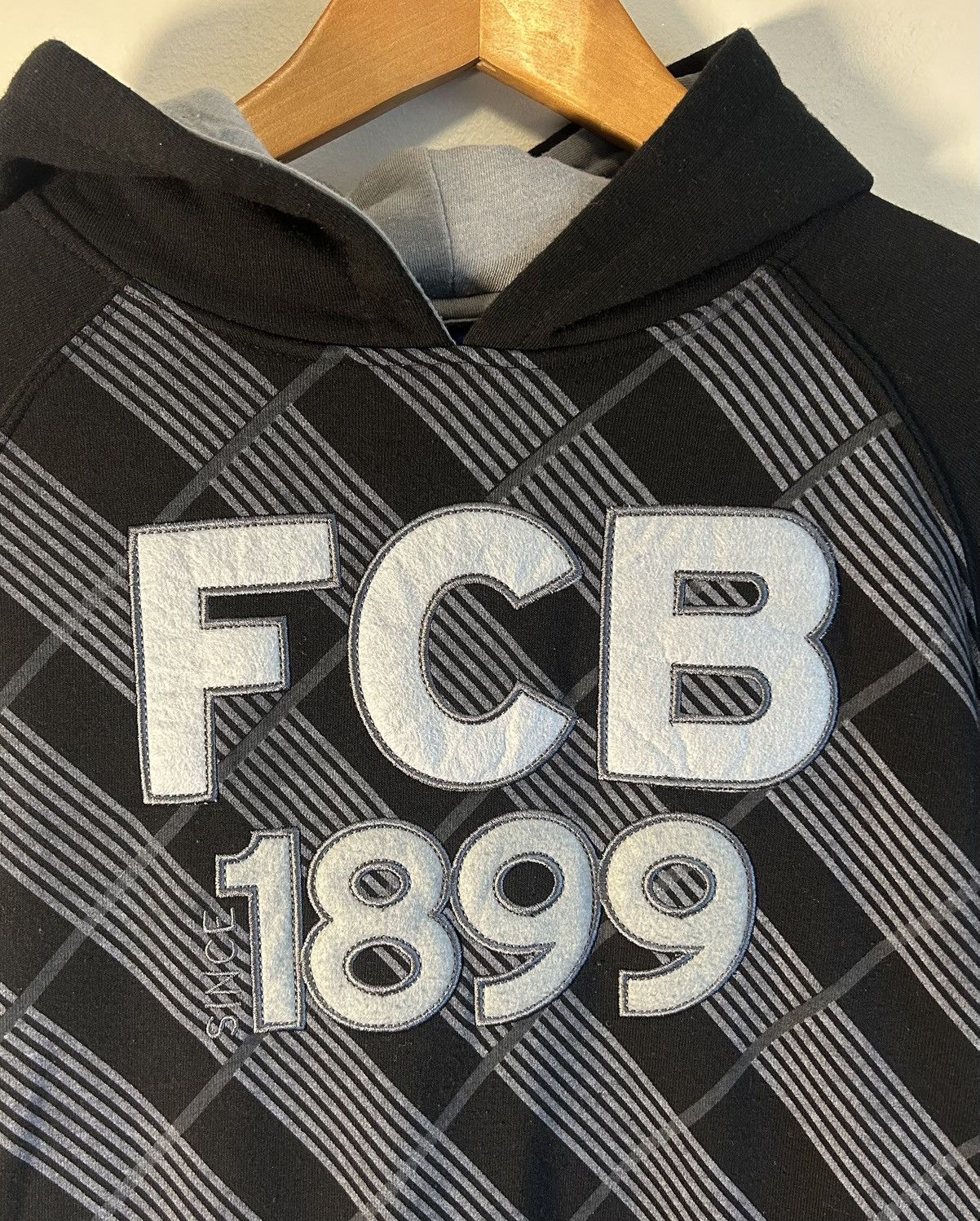 Other FC Barca Barcelona Official Merchandise Hoodie Sweater Size US L / EU 52-54 / 3 - 5 Thumbnail