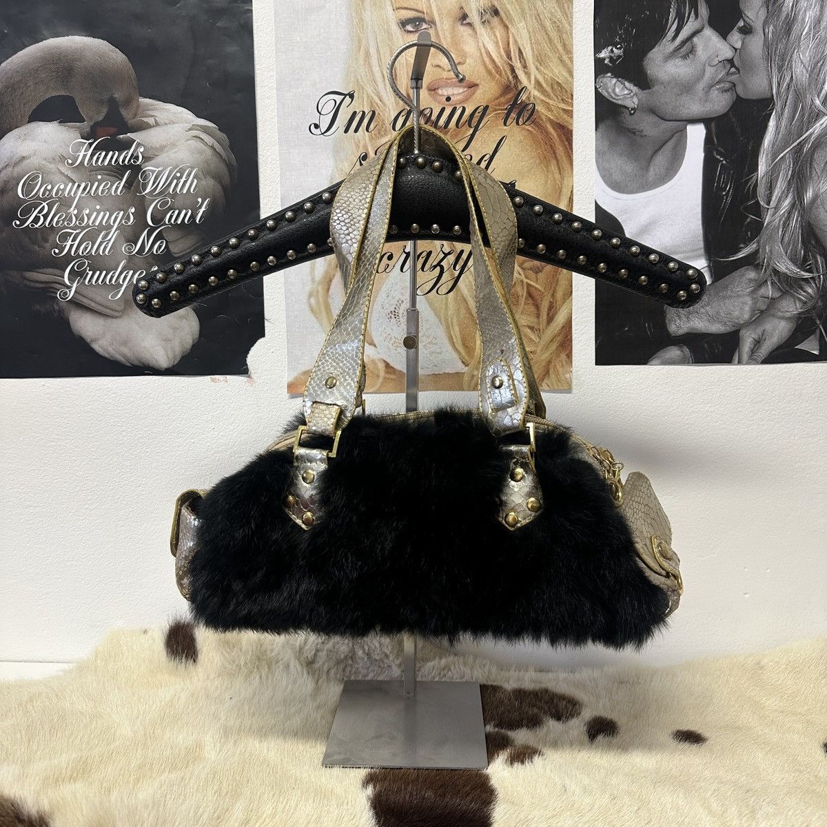 Vintage Vintage rabbit fur shoulder bag Size ONE SIZE - 1 Thumbnail