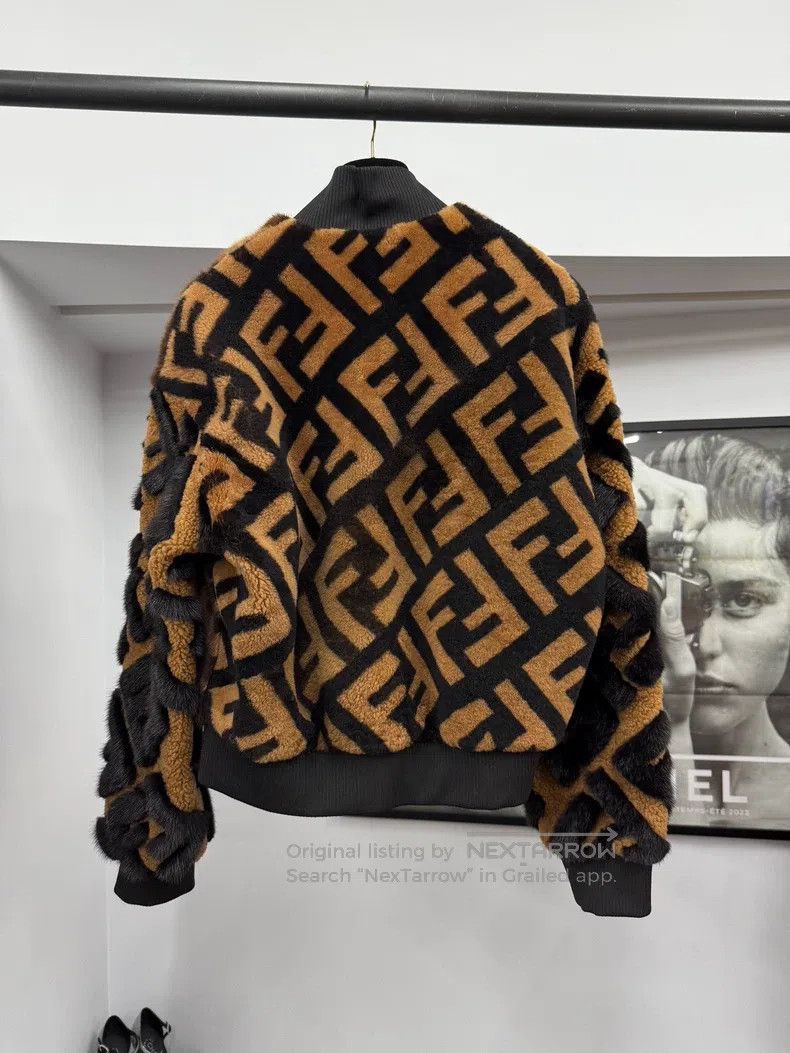 Fendi Fendi Classic Monogram Reversible Fur Coat Size S / US 4 / IT 40 - 3 Thumbnail