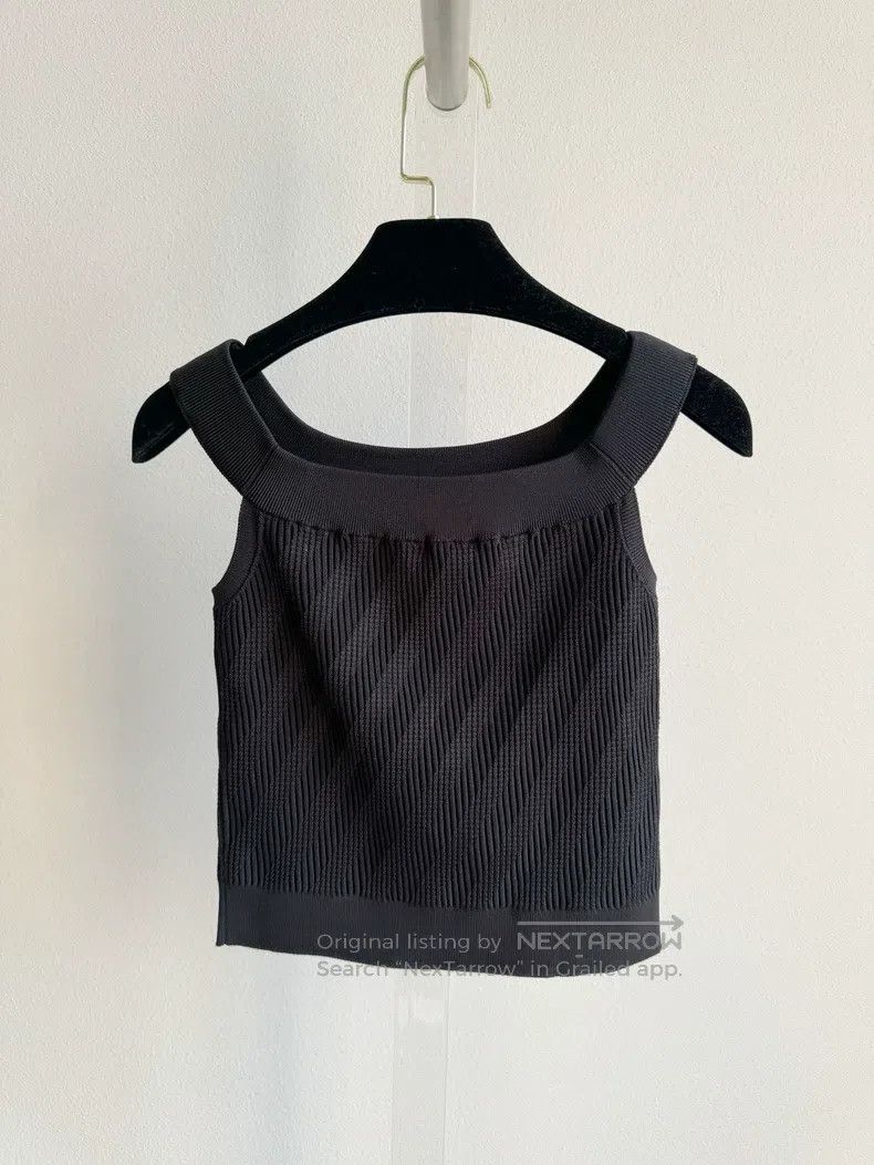 Chanel Chanel 21S black knitted vest Size XS / US 0-2 / IT 36-38 - 2 Thumbnail