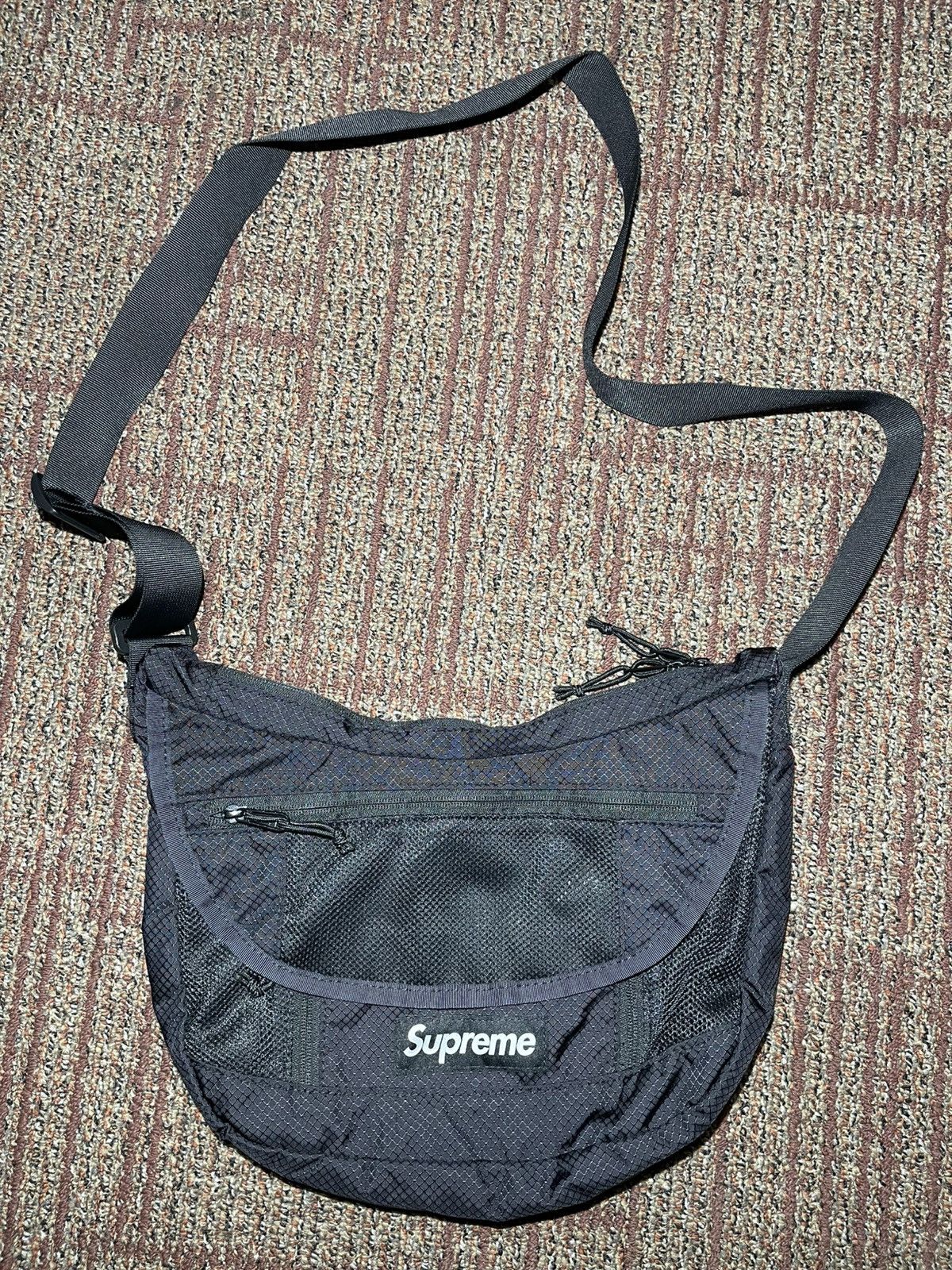 Supreme Supreme Small Messenger Bag Size ONE SIZE - 1 Thumbnail
