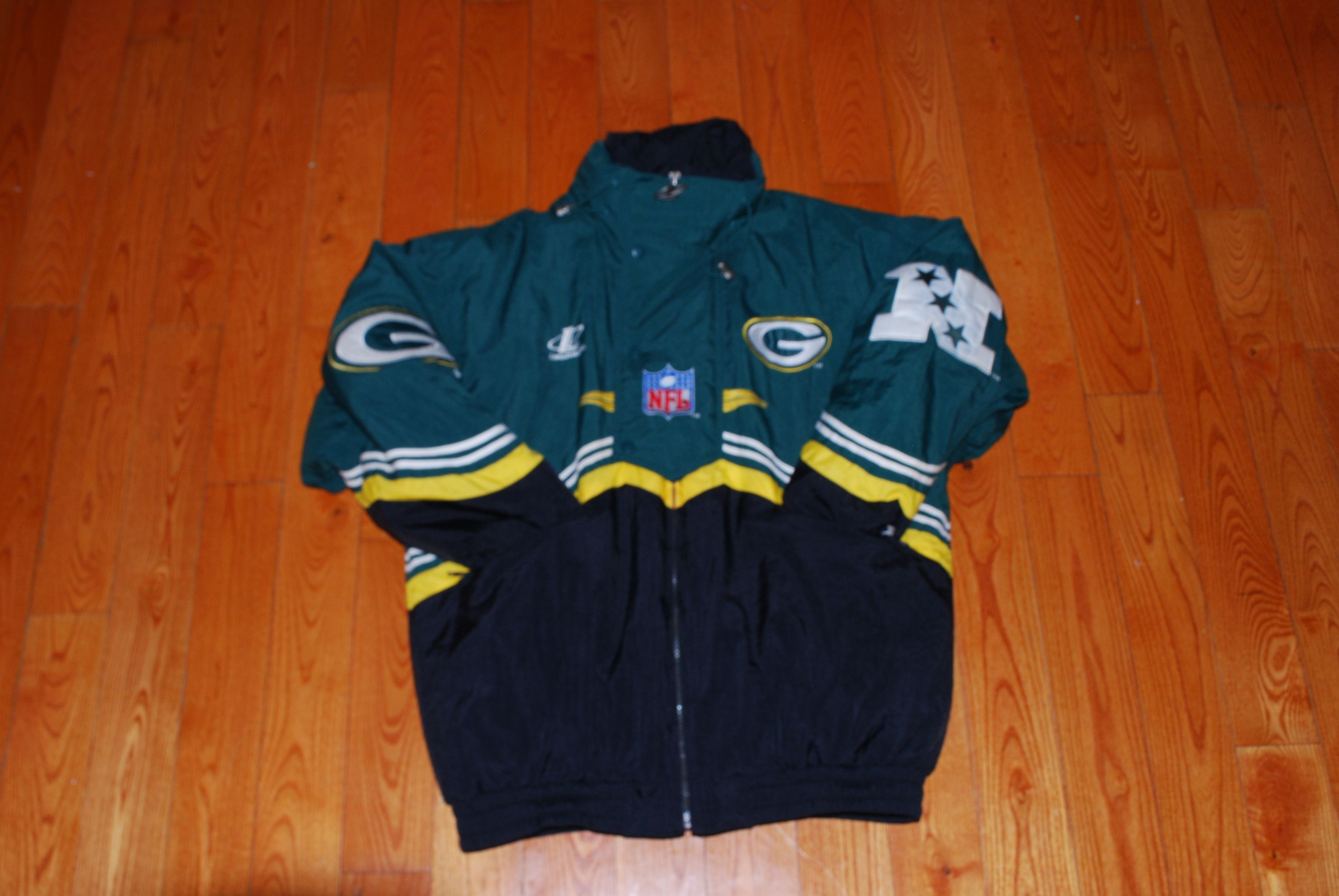 NFL Vintage ProLine NFL Greenbay Packers Puffer Jacket from 1990 Size US XXL / EU 58 / 5 - 4 Thumbnail
