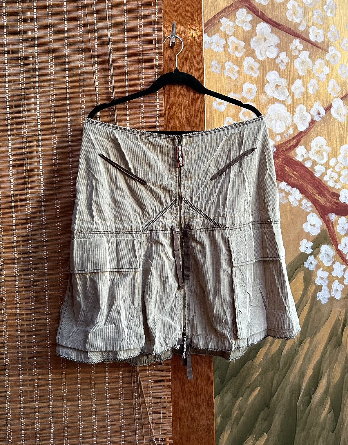 Marithe + Francois Girbaud M+F Girbaud Cargo Utility Pinwale Corduroy Khaki Skirt Size 32" / US 10 / IT 46 - 1 Thumbnail
