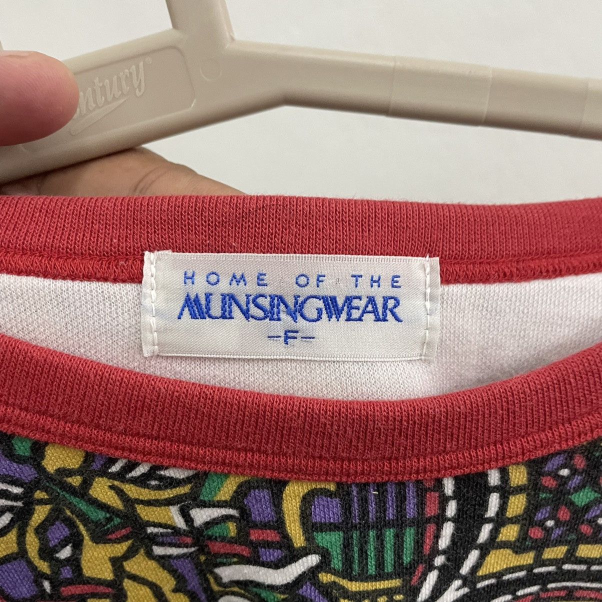 Vintage 🔥🇯🇵Vintage Munsingwear Multicolour Baroque Sweatshirts Size US M / EU 48-50 / 2 - 7 Thumbnail