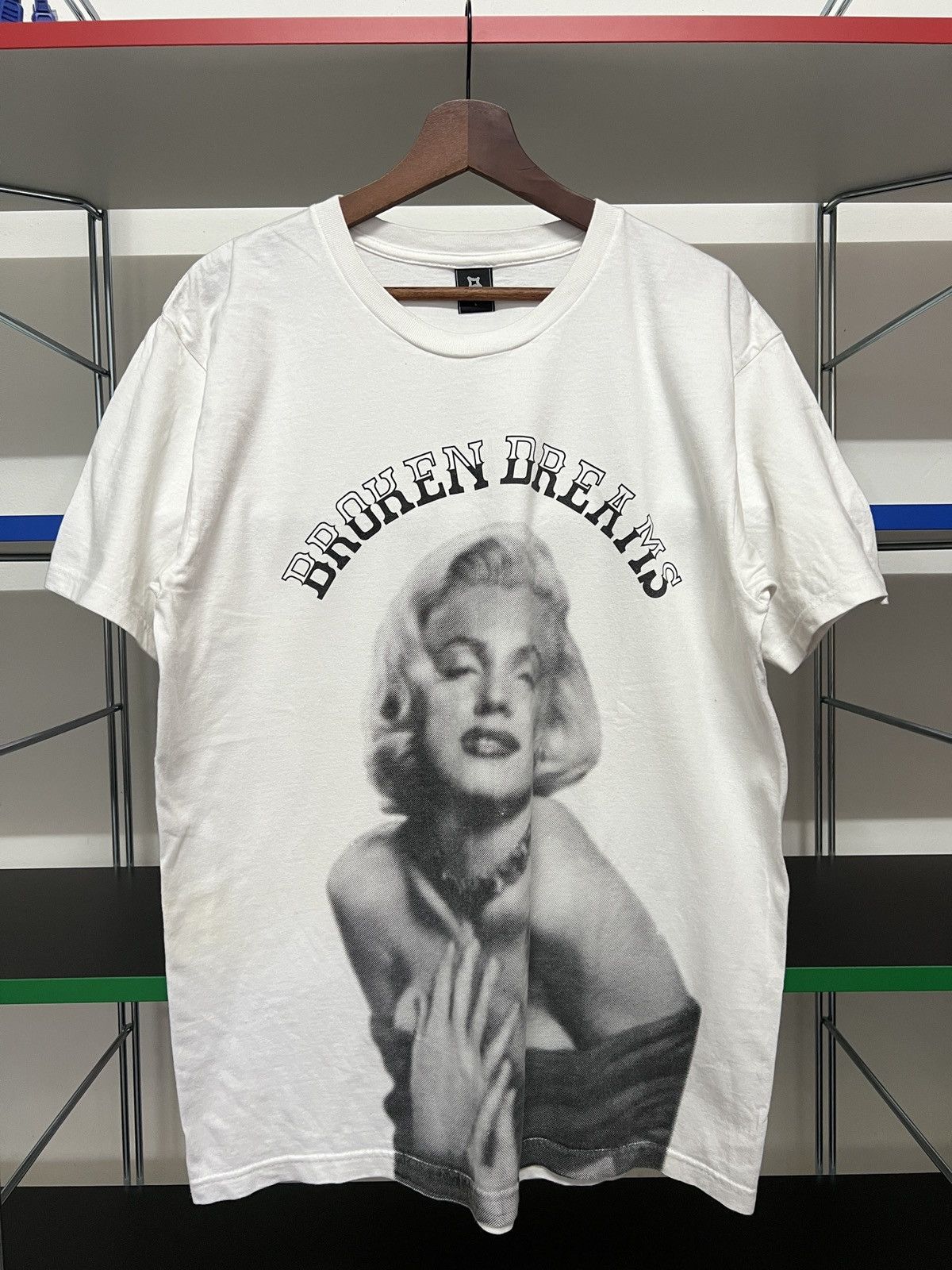 Freshjive Vintage Freshjive "Broken Dreams" Marilyn Monroe Tee Size L Size US L / EU 52-54 / 3 - 1 Thumbnail