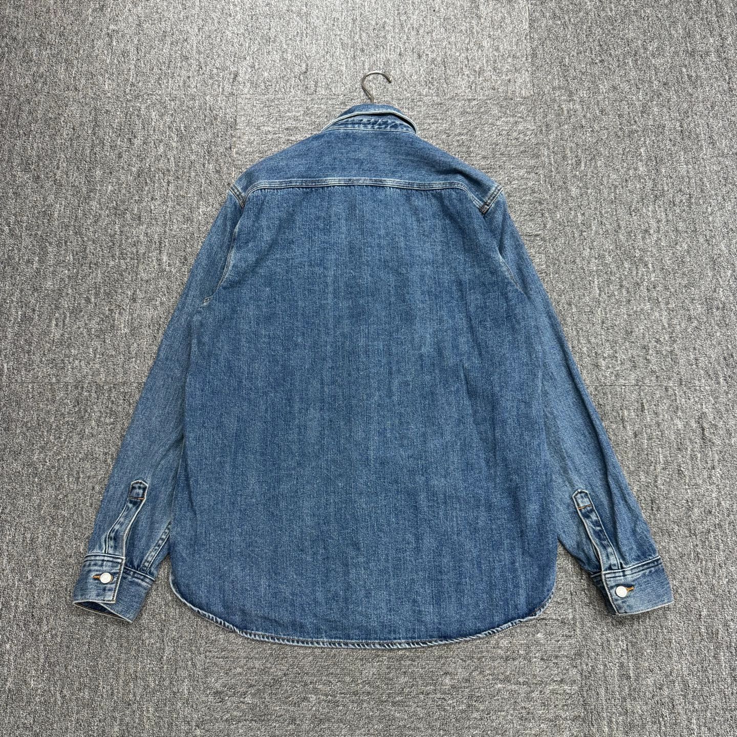 Burberry Burberry Horseferry Print Denim Shirt 45-110-75-79 Size US S / EU 44-46 / 1 - 5 Thumbnail