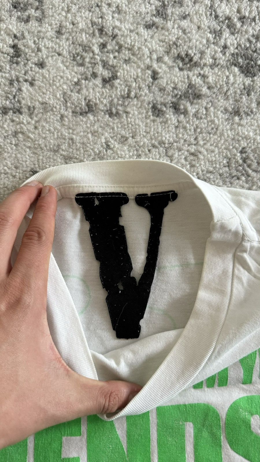 Vlone Vlone Stay Away from Your Friends T-Shirt Size US L / EU 52-54 / 3 - 5 Thumbnail