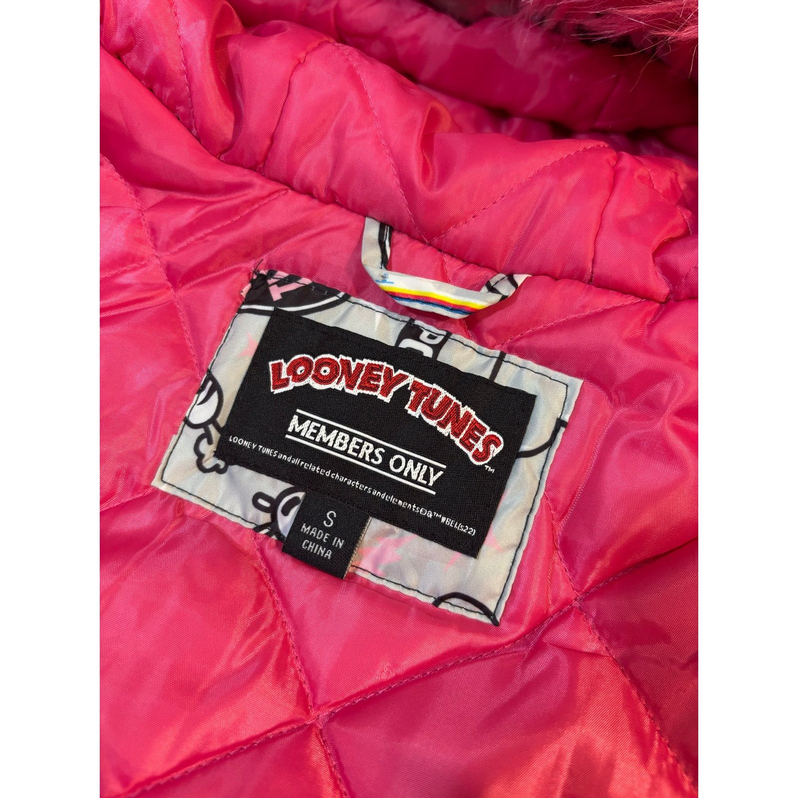 The Unbranded Brand Looney Tunes Puffer Jacket Size Small Size S / US 4 / IT 40 - 6 Thumbnail